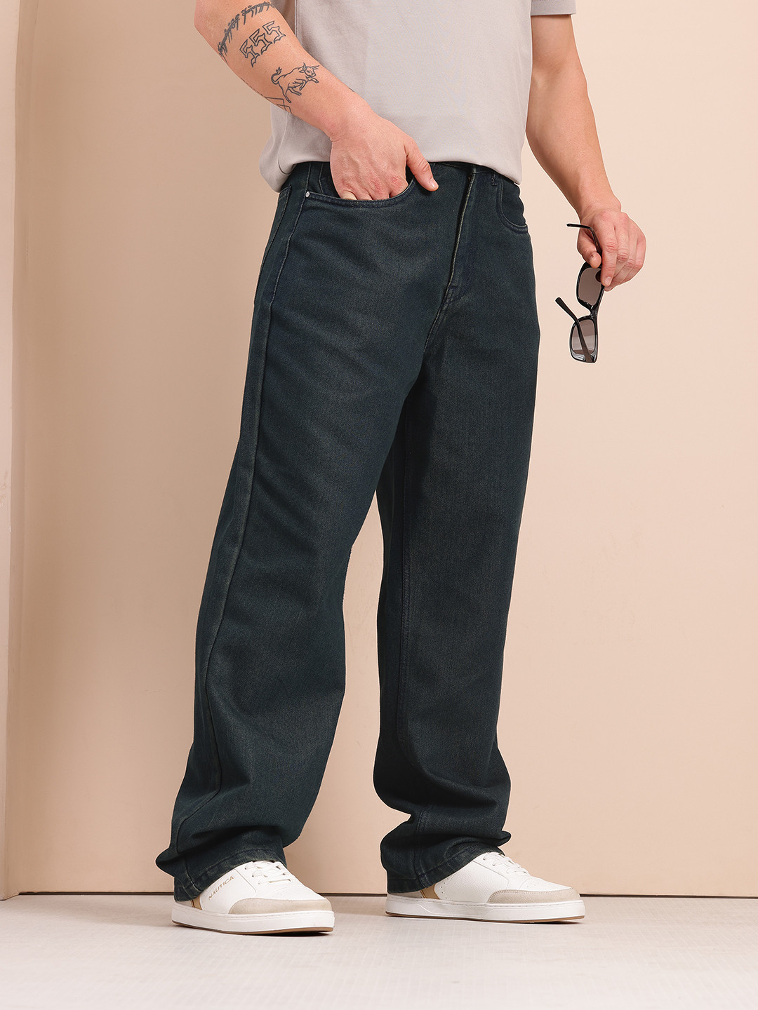 Mast & Harbour Men Vintage Wash Mid-Rise Relaxed Fit Jeans