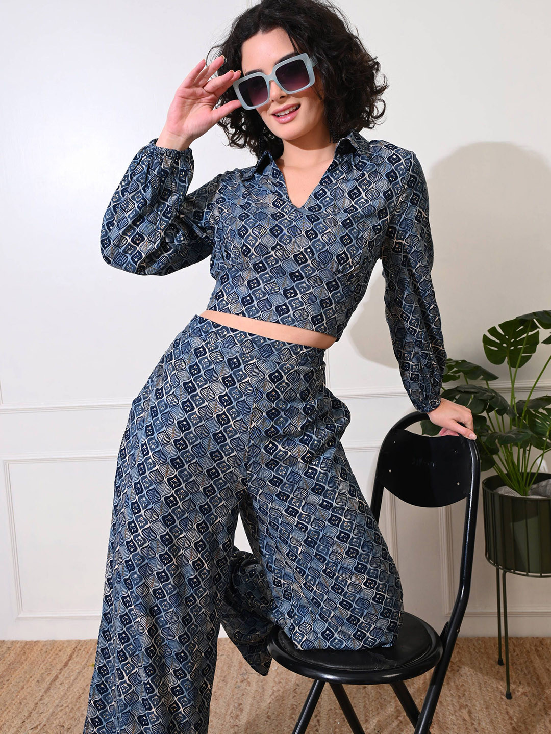 YELLOW PARROT Floral Printed Shirt Collar Top With Palazzo