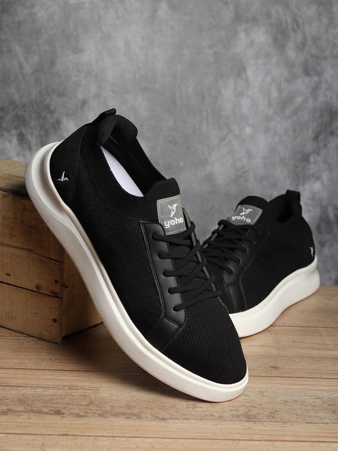 YOHO Men Trip Enjoy All-Day Comfort with Flyknit Upper & Elastic Laces Sneaker