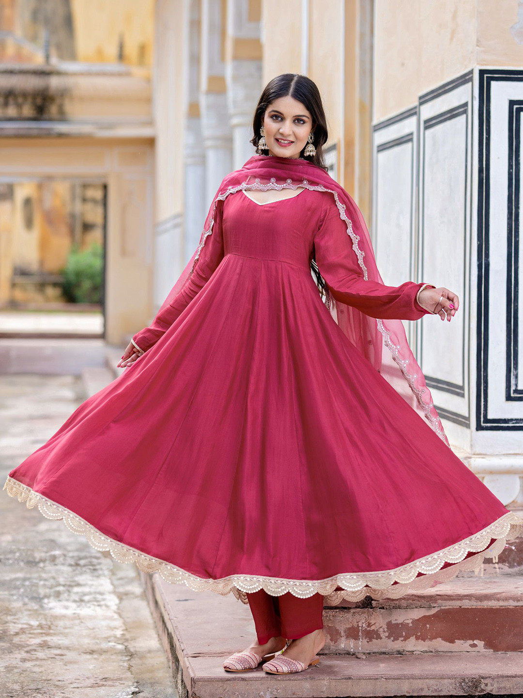 KASYA Sweetheart Neck Anarkali Kurta With Trousers & Dupatta