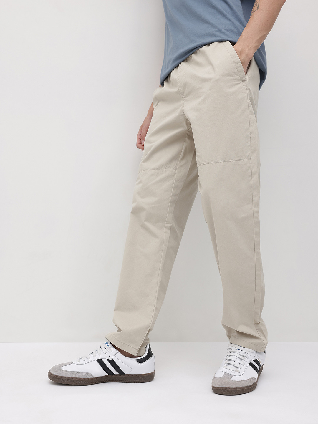 The Roaster Life Co. Men Relaxed Fit Mid-Rise Chinos Trousers