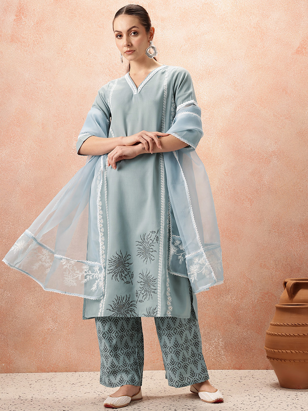 all about you Floral Printed Lace Inserts Kurta with Palazzos & With Dupatta