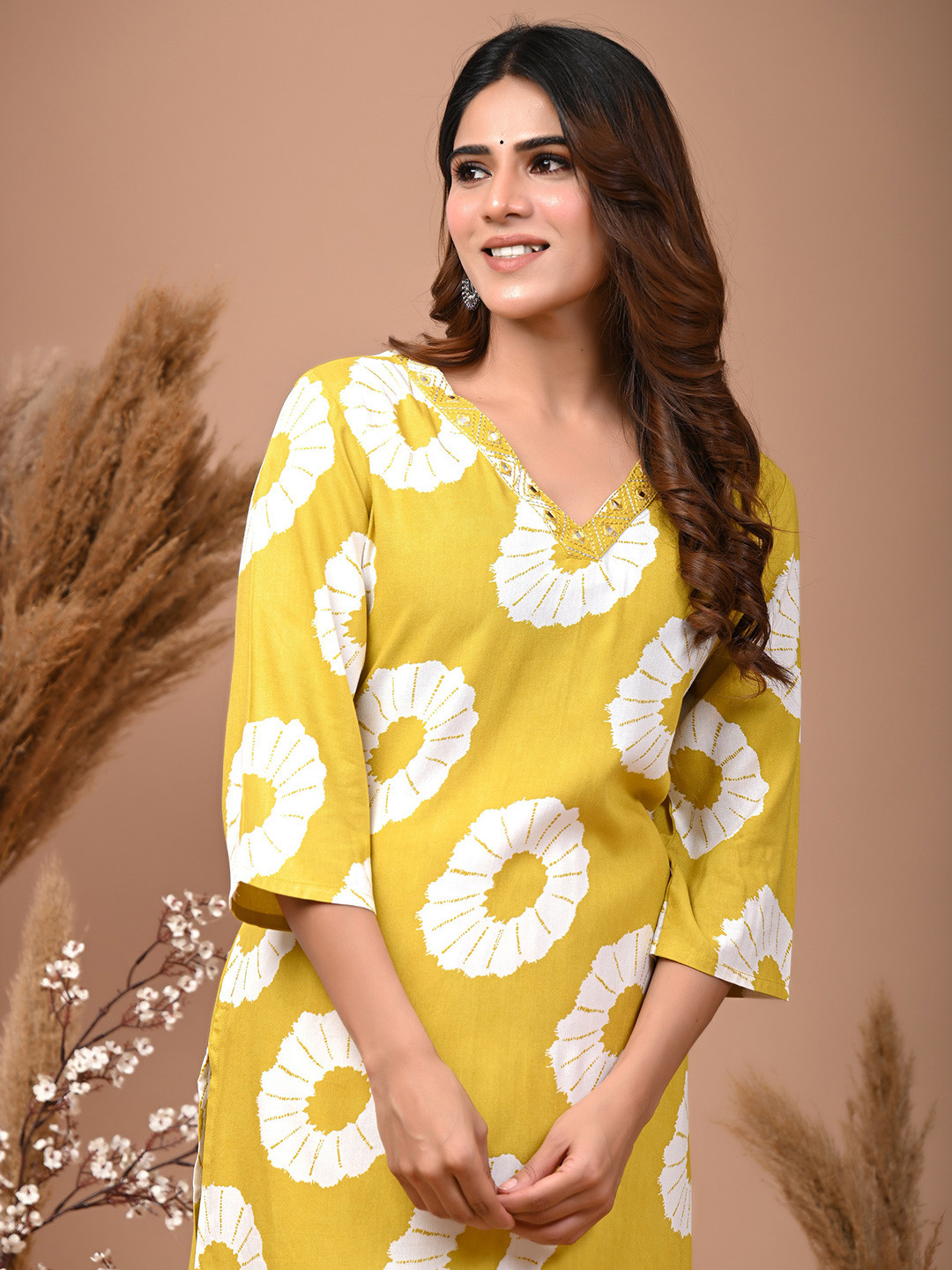 Rimeline Floral Printed V-Neck Mirror Work Straight Kurta