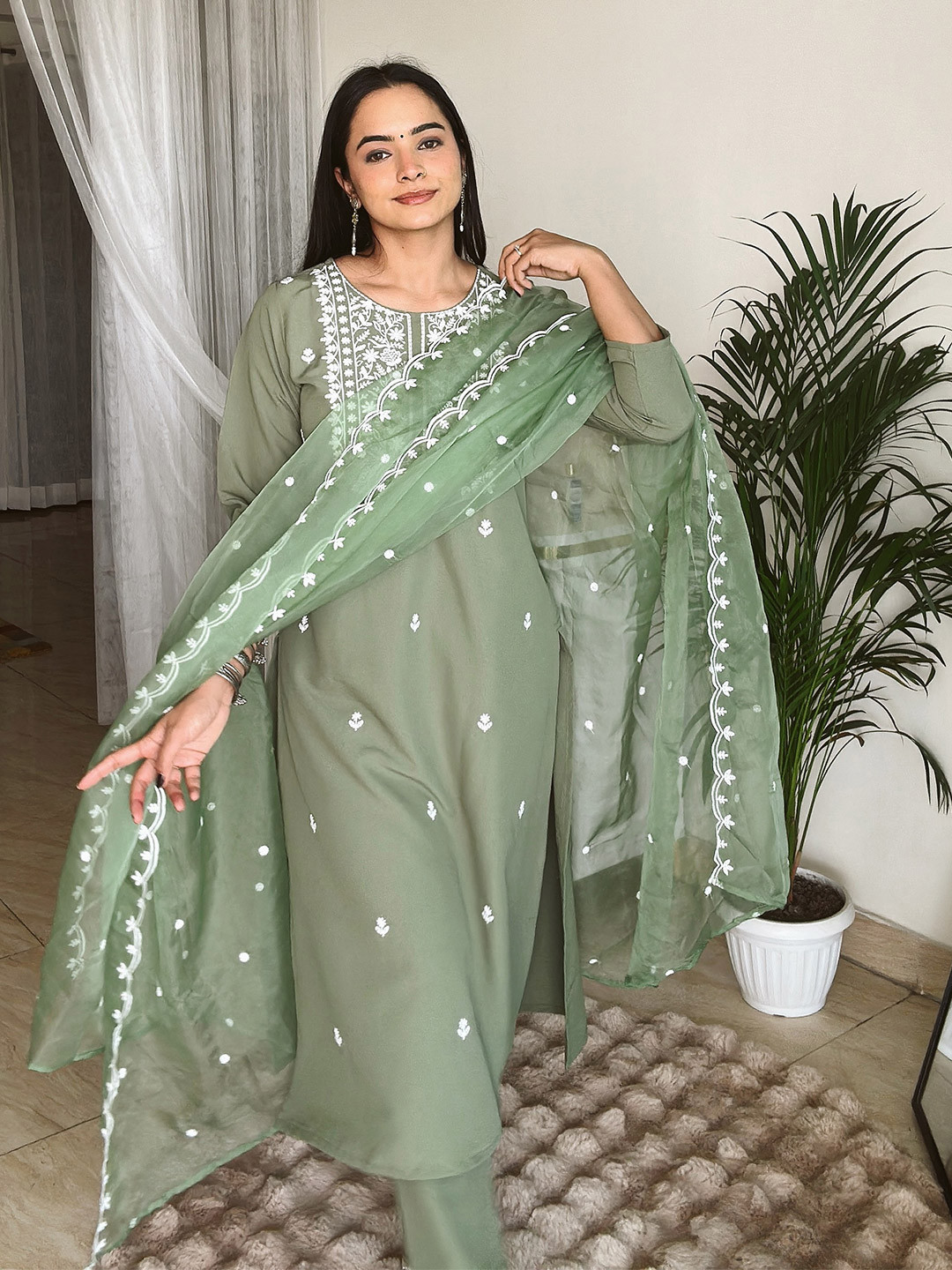 Janasya Women's Sage Green Silk Blend Embroidered Straight Kurta Set