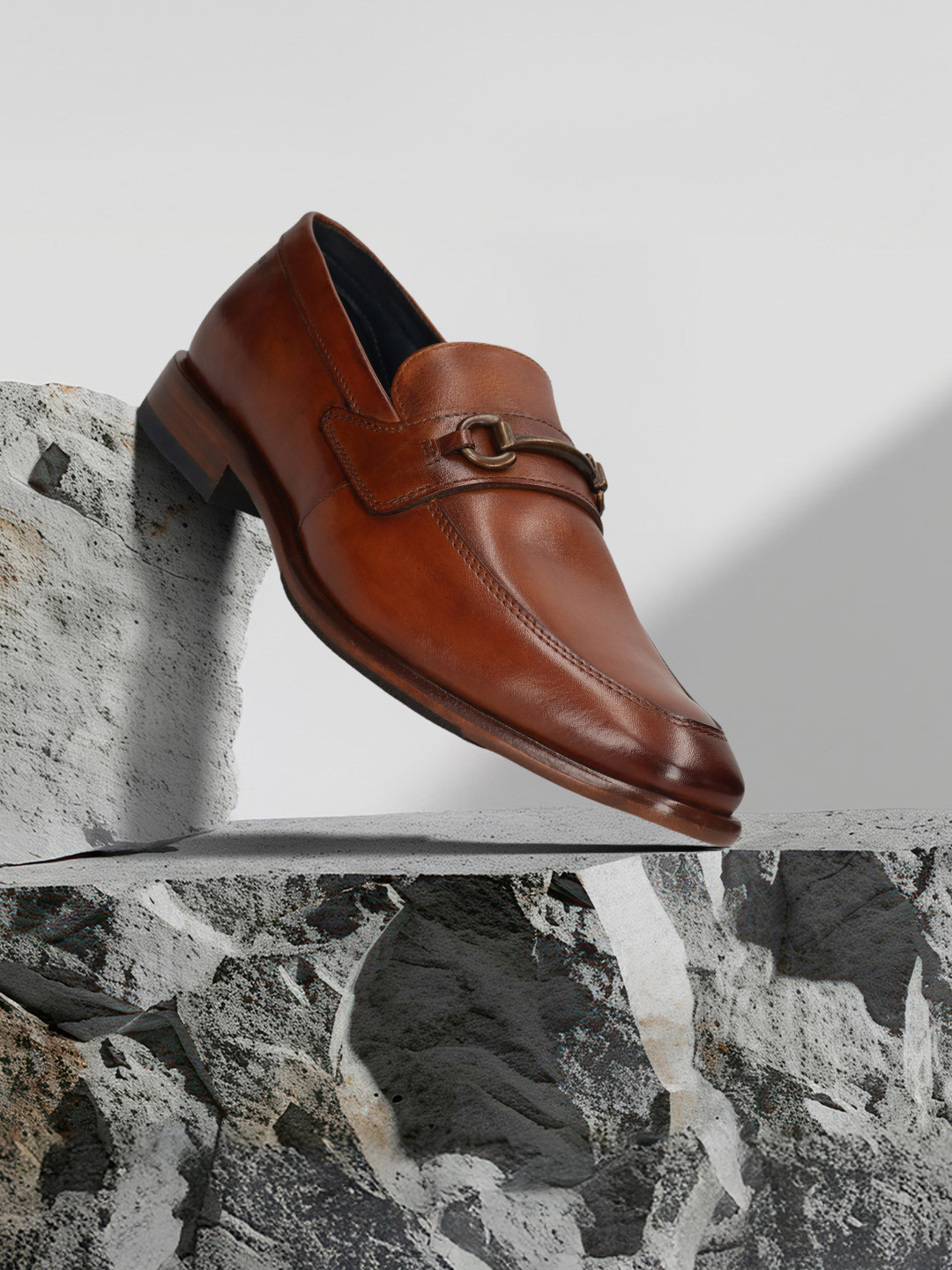 Bugatti Men Mansueto Flex Leather Formal Loafers