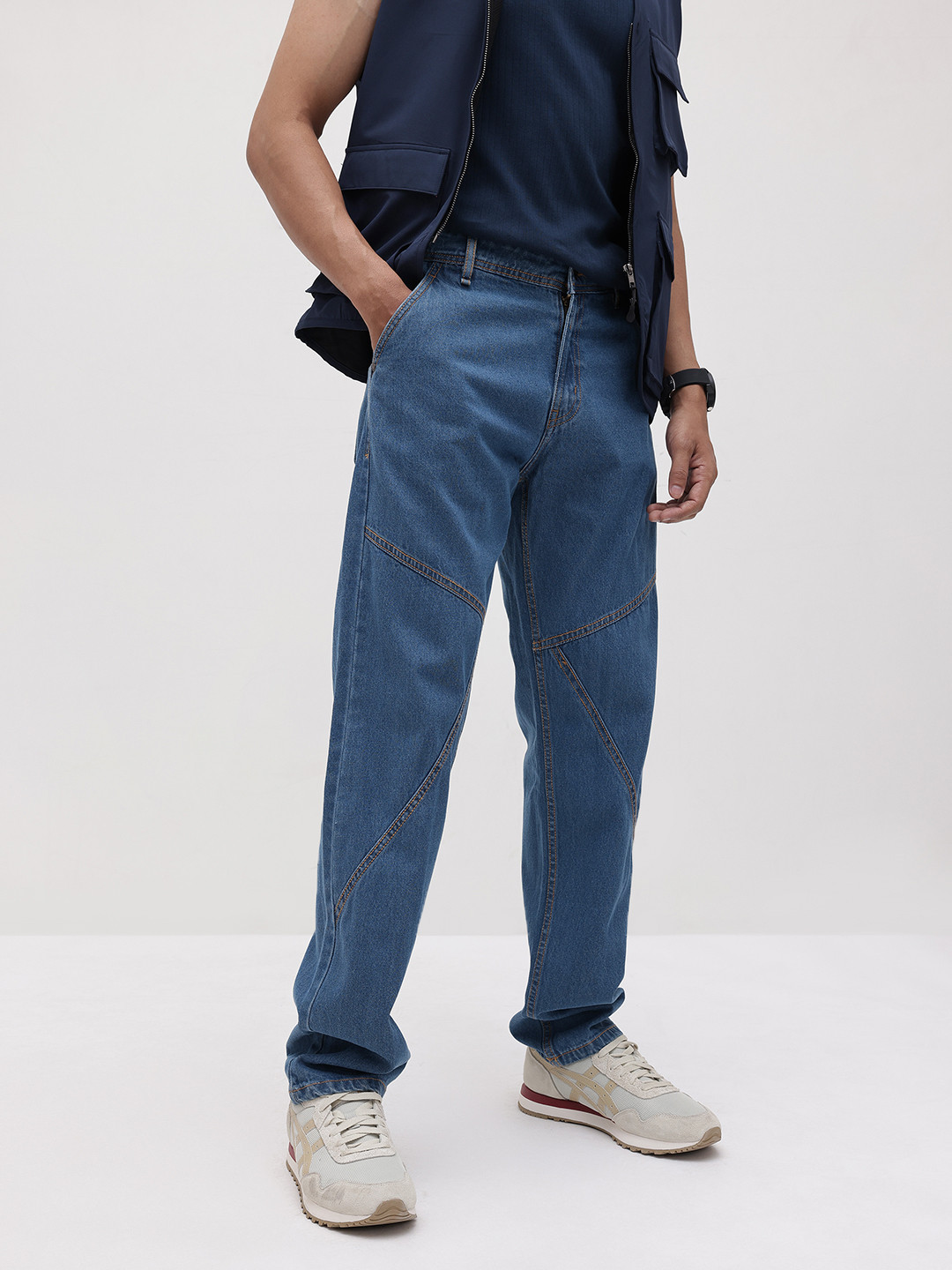 The Roaster Life Co. Men Straight Fit Mid-Rise Jeans