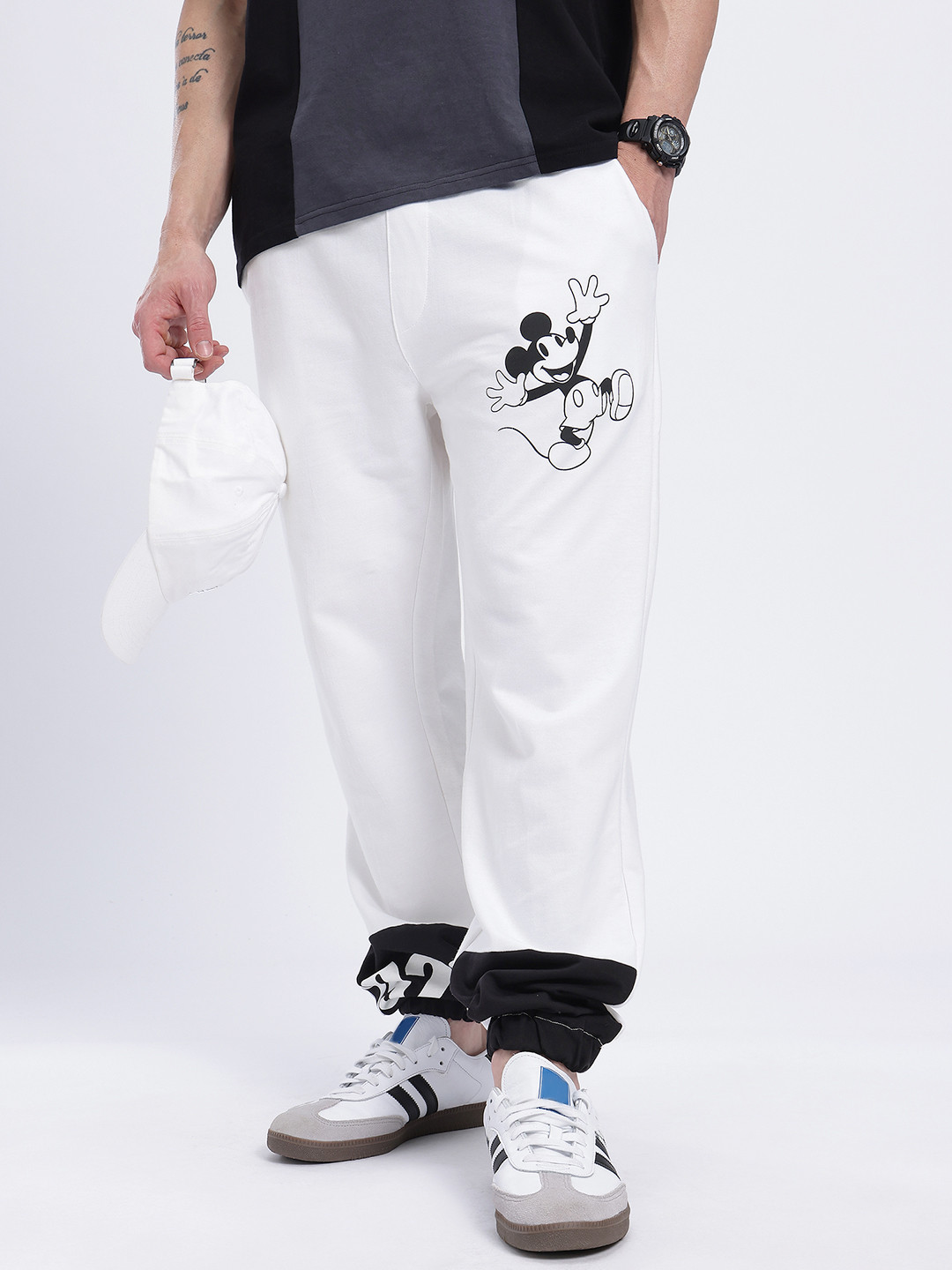 glitchez Men Mickey Mouse Colourblocked Detail Relaxed Joggers