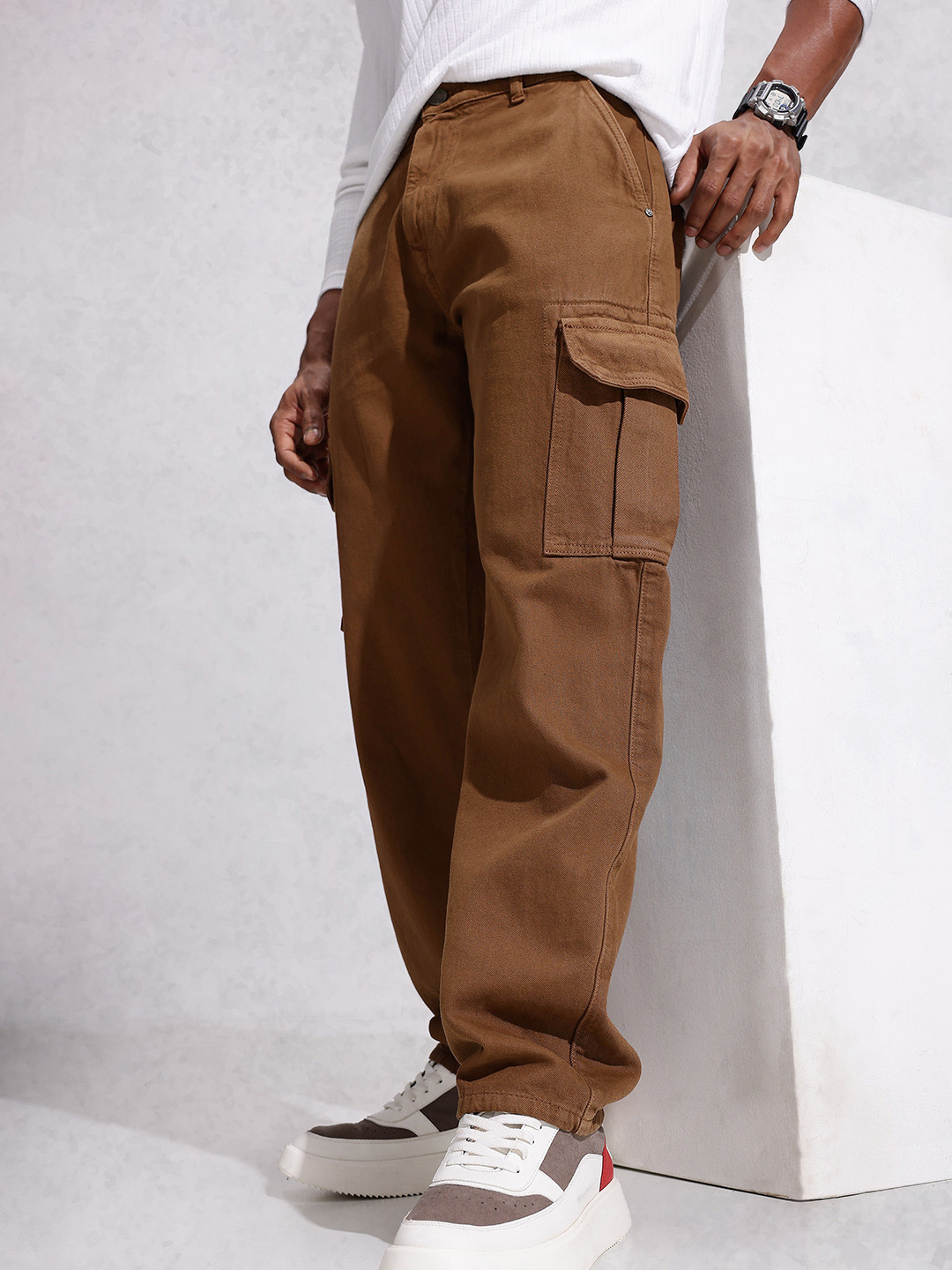 WROGN Men Anti Cargo Fit  Cotton Jeans