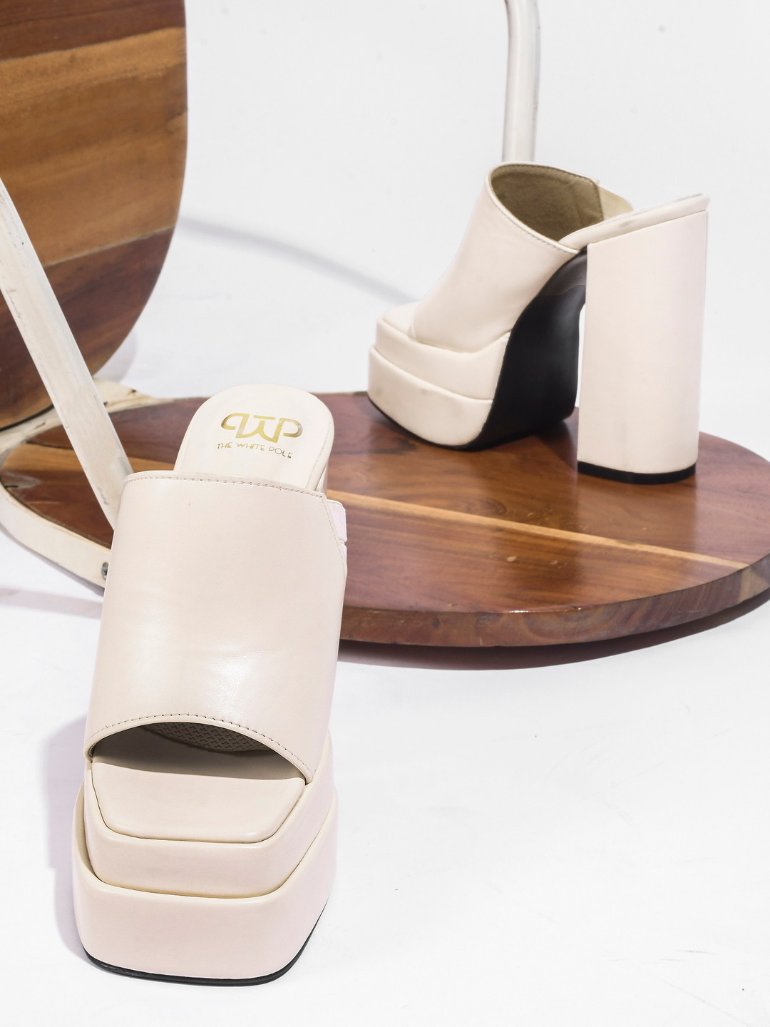THE WHITE POLE Women Block Heeled Sandals