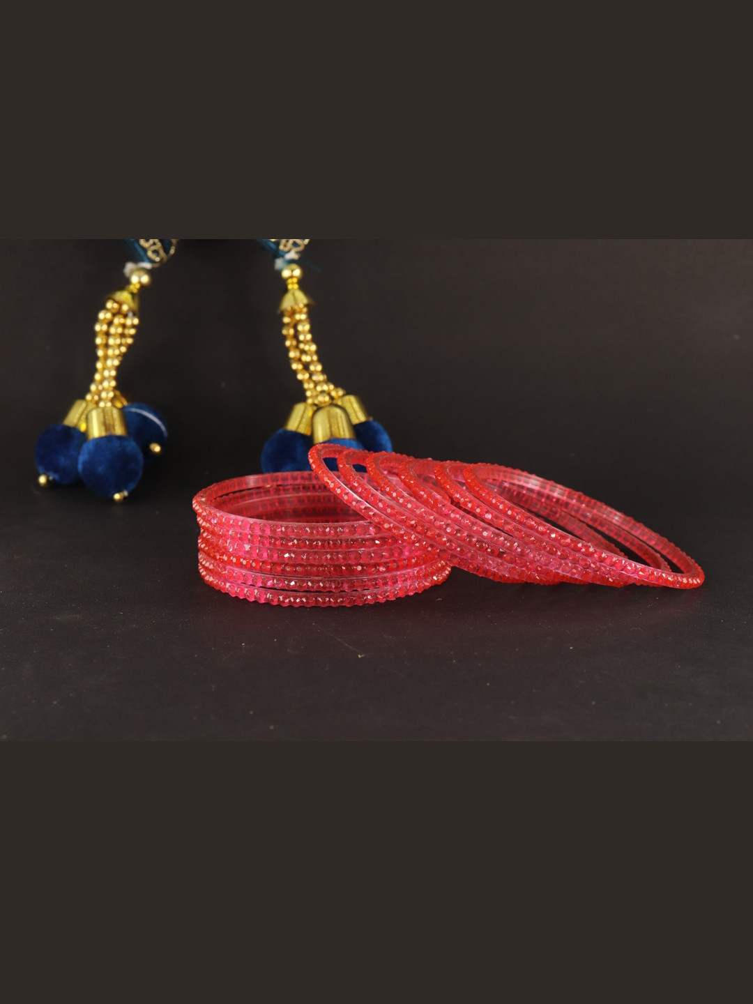 LAVAZZA Set Of 12 Textured Crystal Studded Bangles