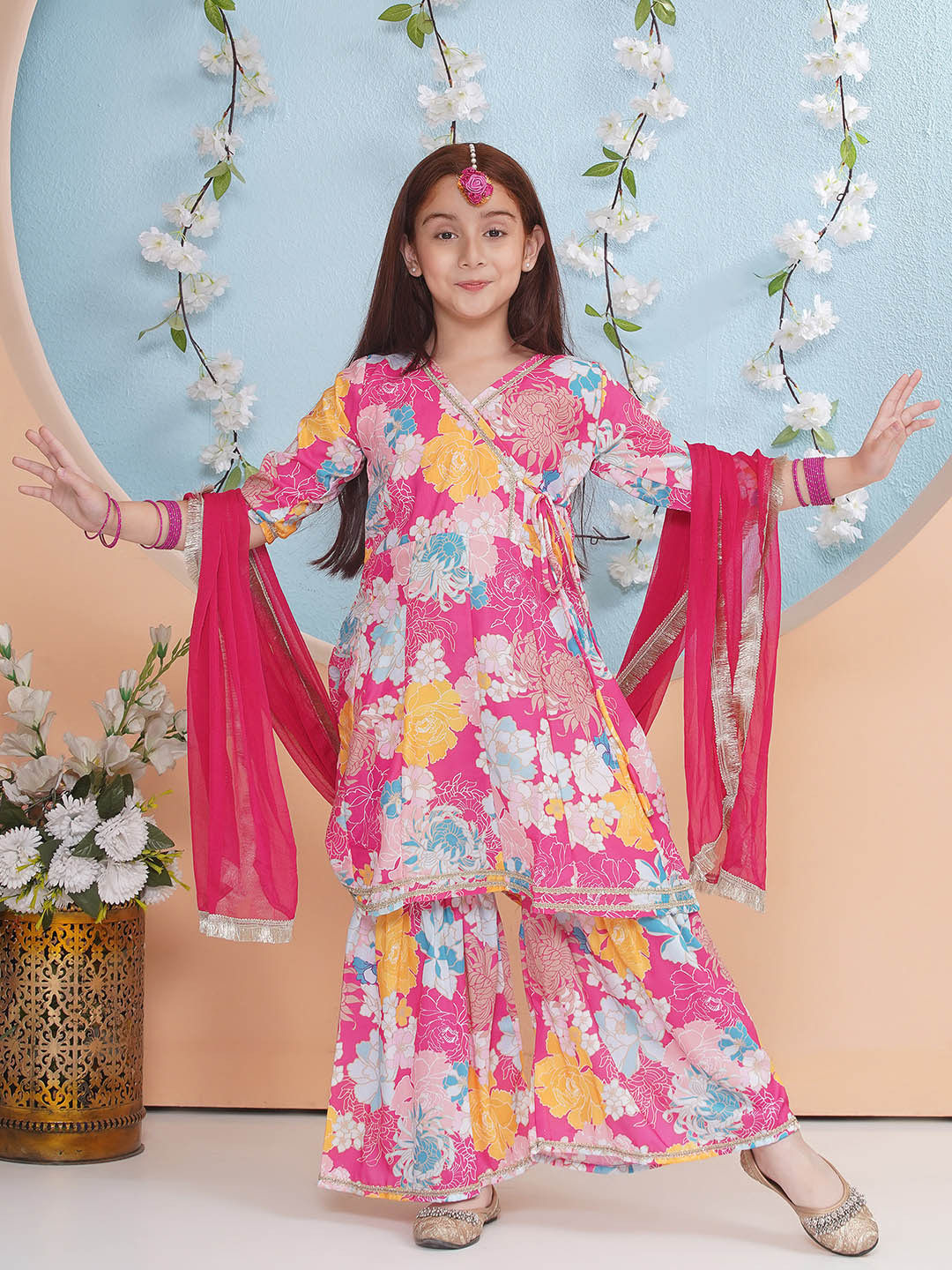 Little Zing Girls Printed Kurta & Sharara Set With Dupatta