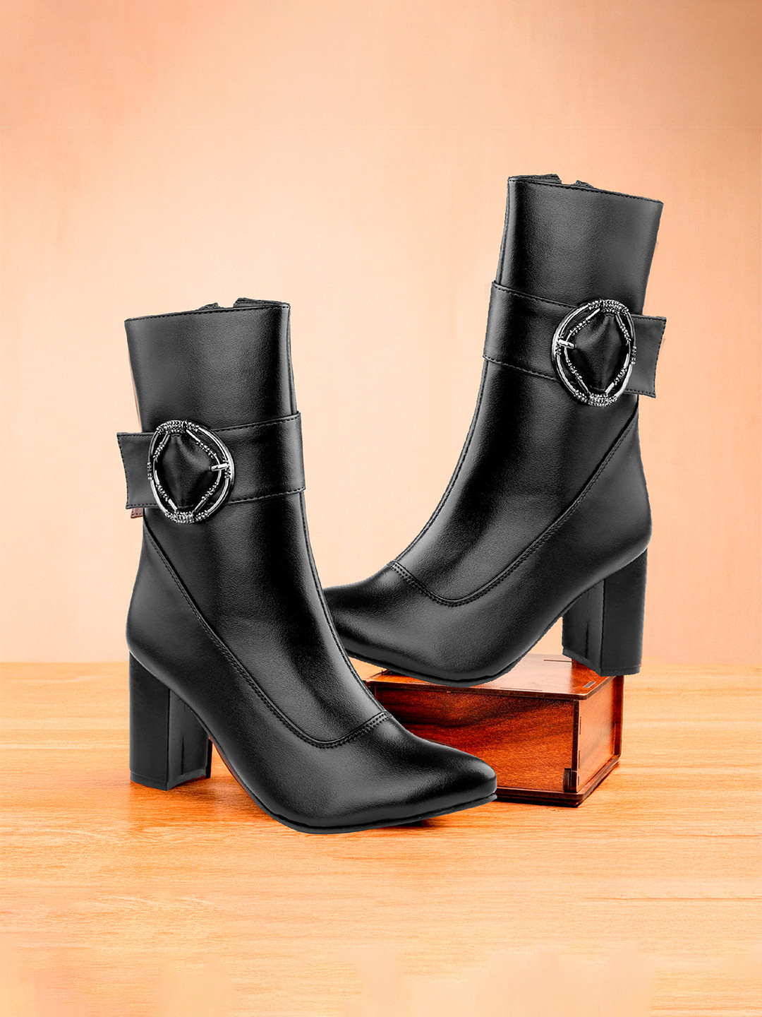 Bxxy Women Classic High-Ankle Zipper Boots with Buckle Design
