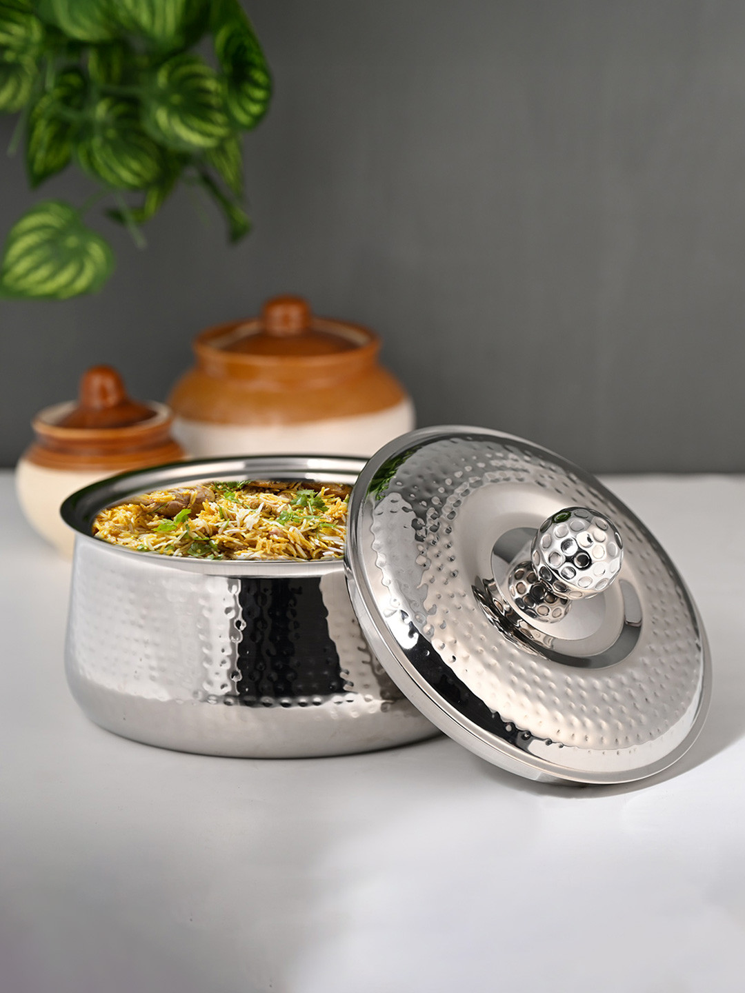 FNS Genoa Silver-Toned Stainless Steel Double Wall Insulated Casserole With Lid 1600 ML