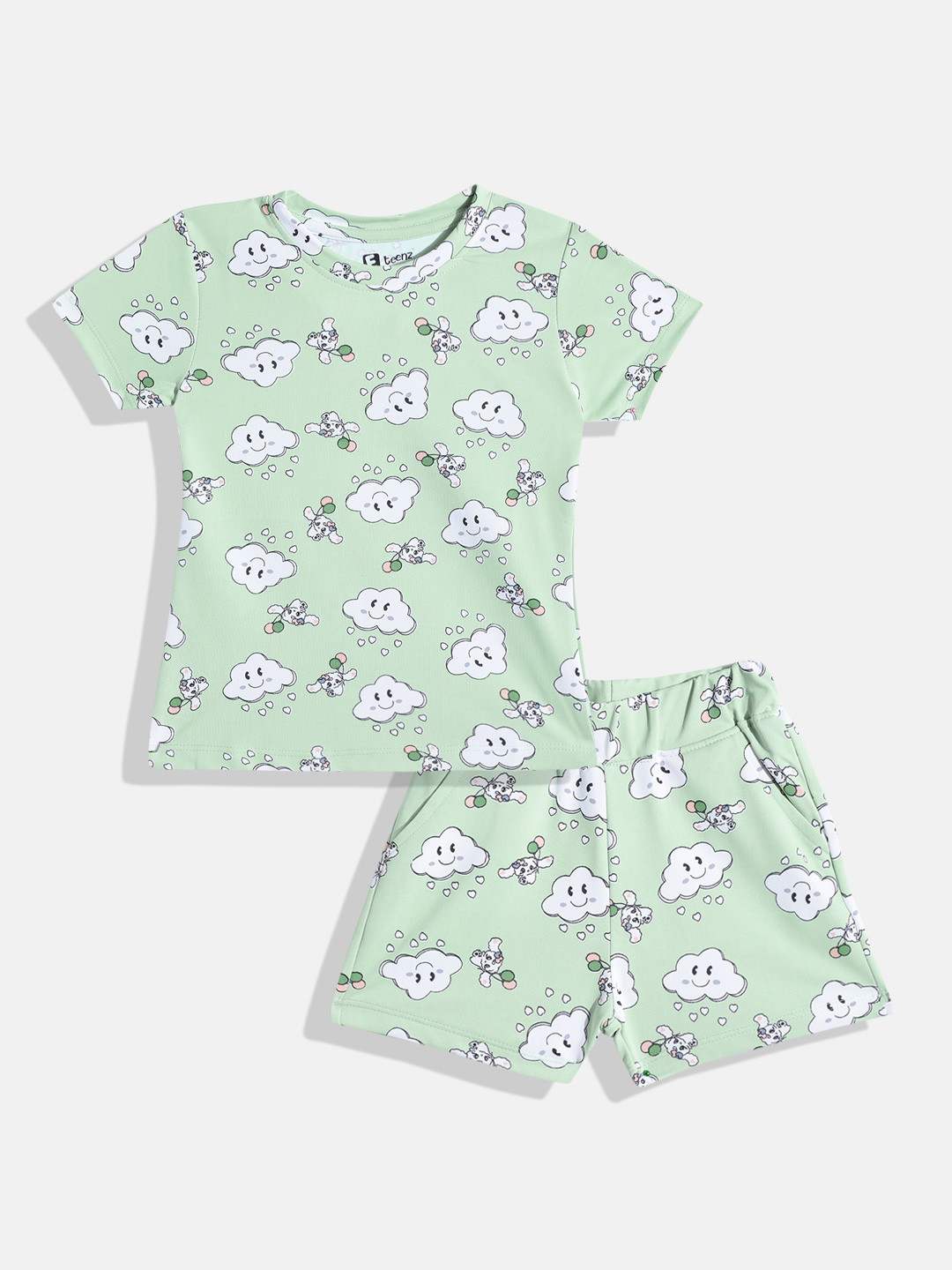 Eteenz Girls Cloud Printed T-shirt with Shorts