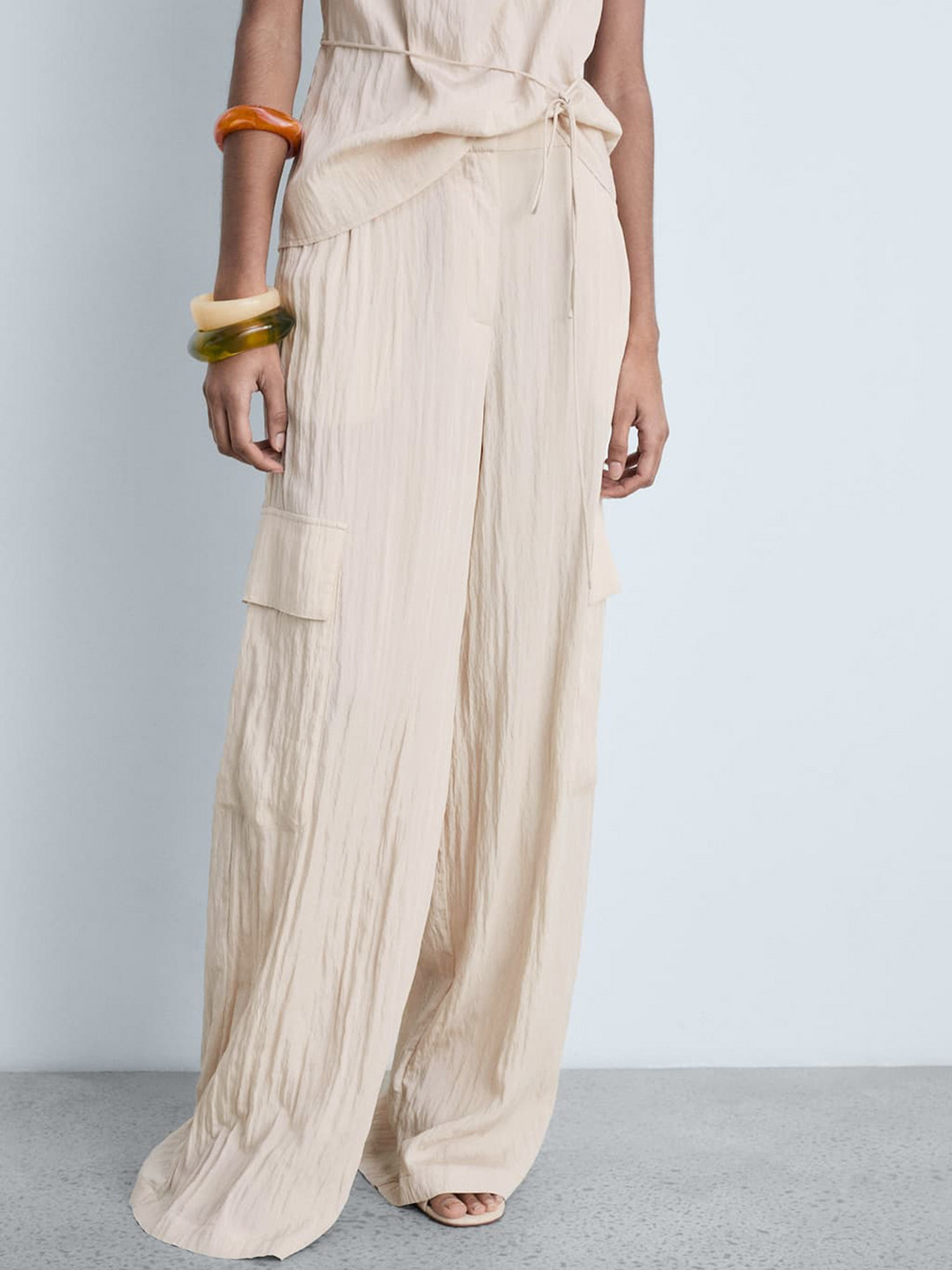 MANGO Women Crinkle Effect Textured Non Iron Pleated Cargos Trousers