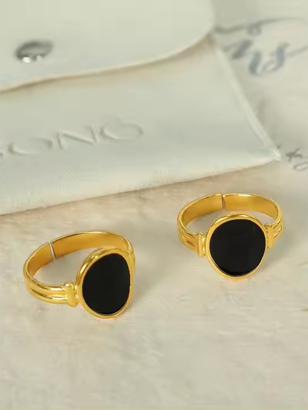ZAISHA 18k Gold Plated Black Oval Onyx Adjustable Ring