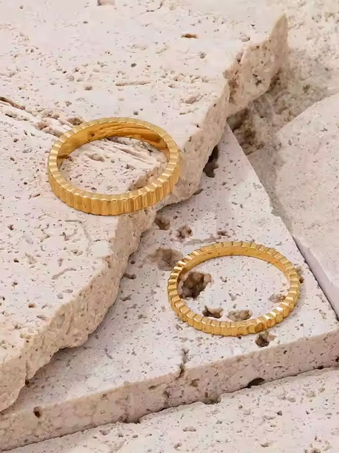 ZAISHA 18k Gold Plated Minimal Gold Barry Ring