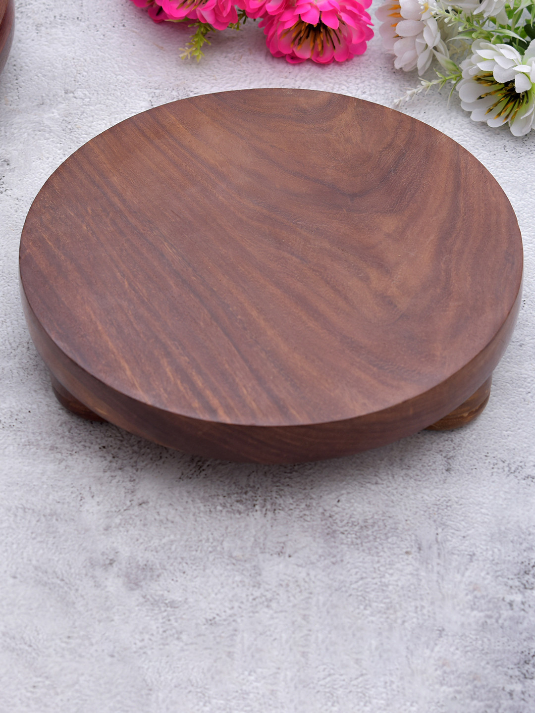 oggn Brown Shisham Wooden Chakla