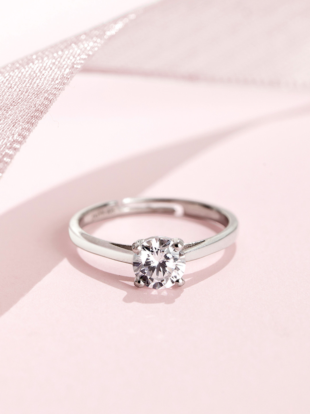 Zavya 925 Sterling Silver Rhodium-Plated Cubic Zirconia-Studded Solitaire Sparkle Ring