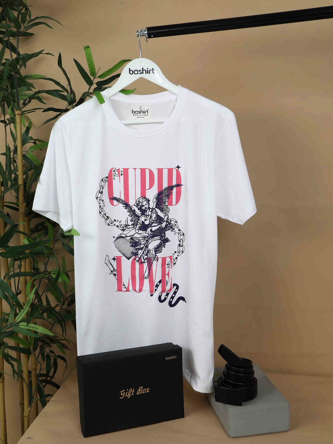 Bushirt Men Printed Valentine's T-shirt & Belt Gift Box