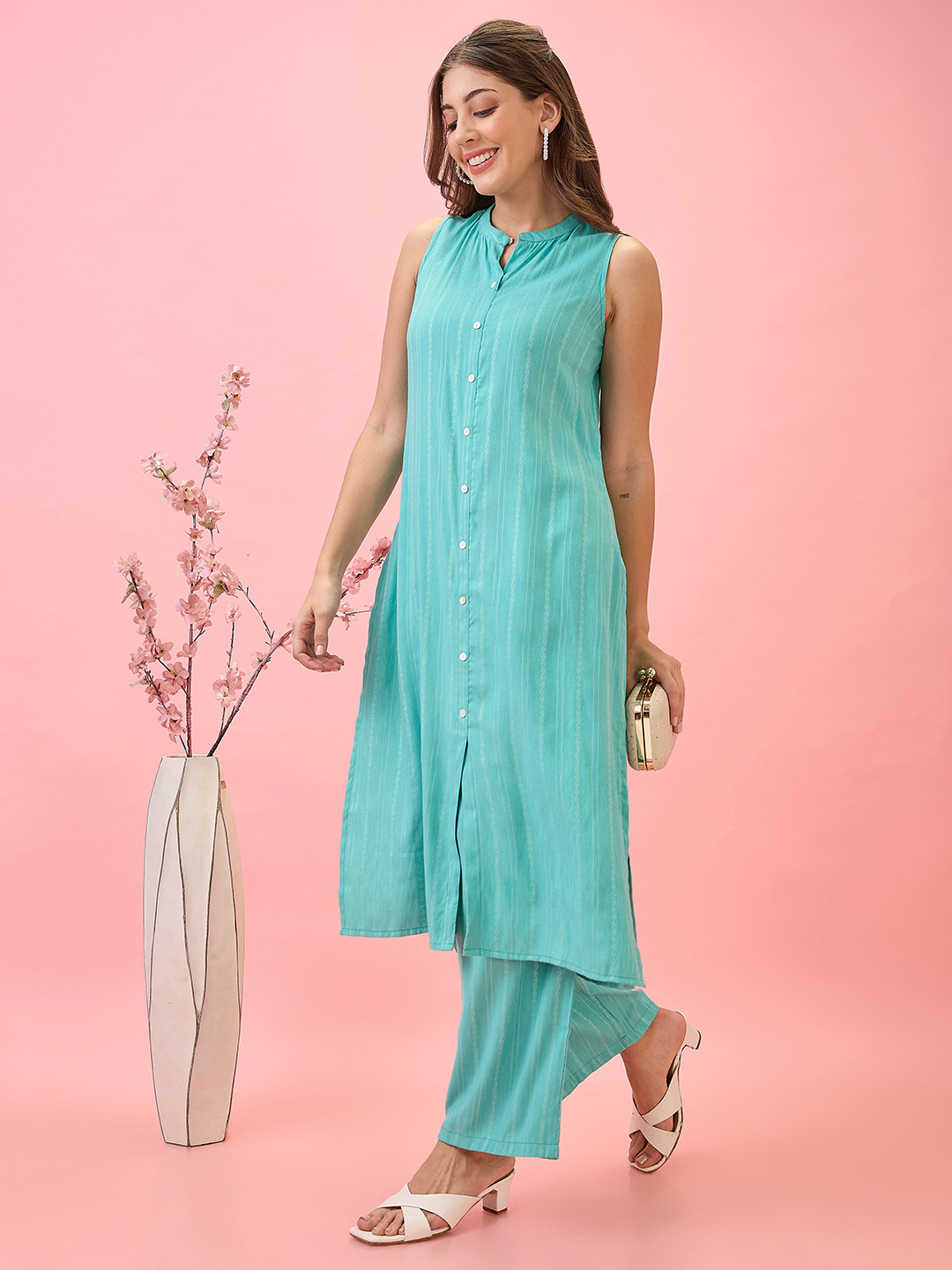 Globus Mandarin Collar Woven Design Front Slit A-Line Kurta With Pants Workwear Set