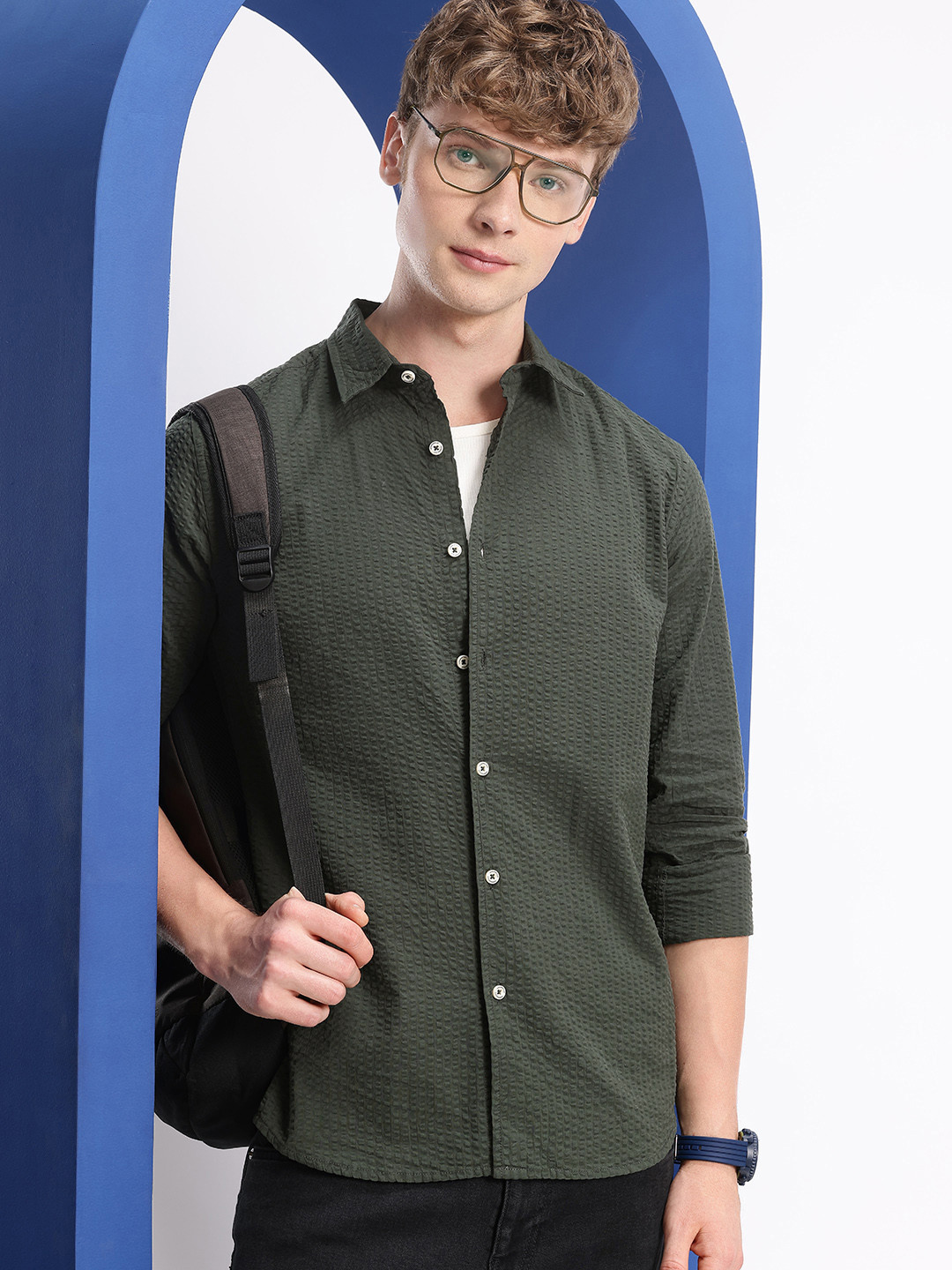 Aeropostale Men Premium Textured Seersucker Pure Cotton Casual Shirt