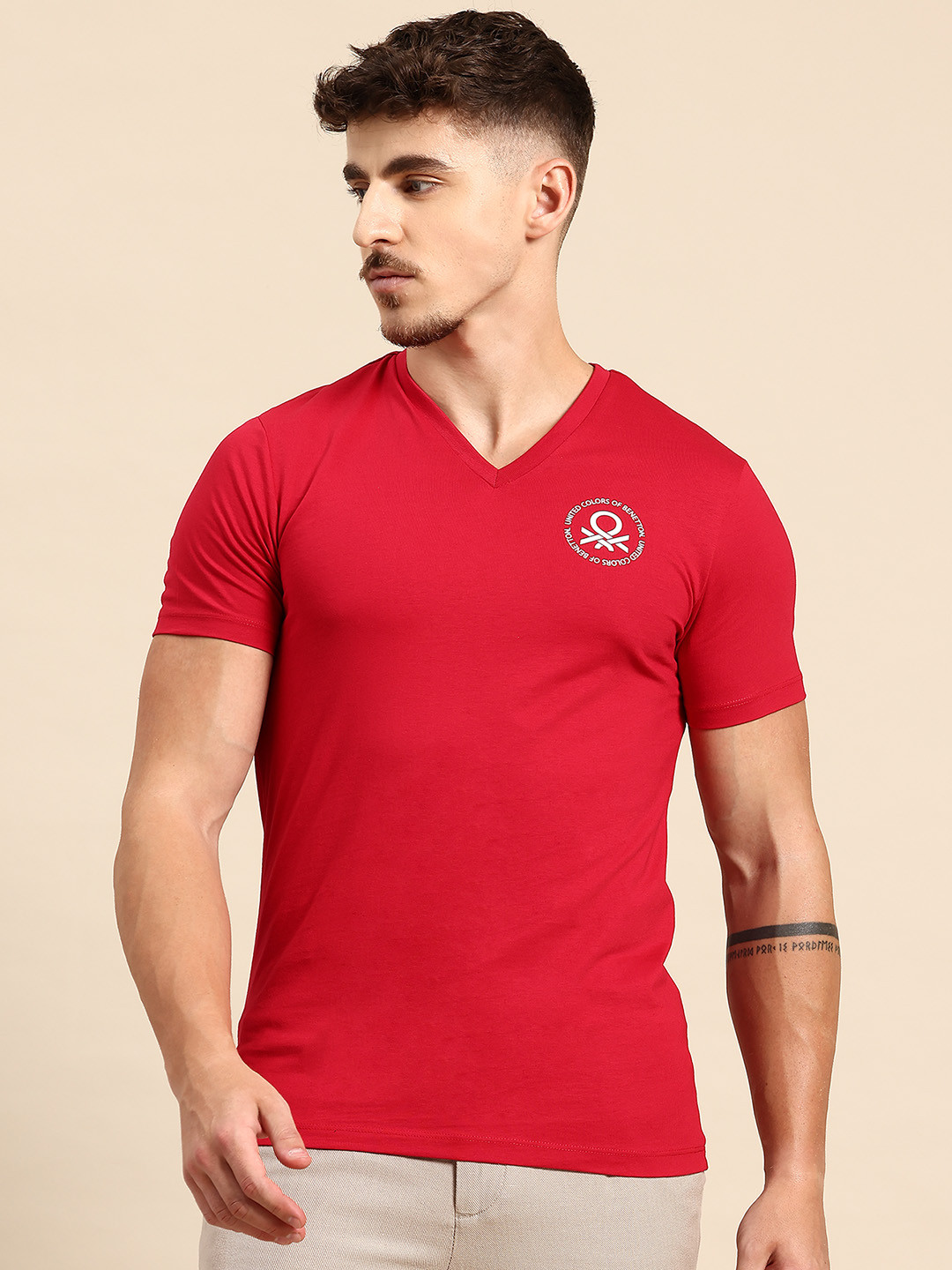 United Colors of Benetton V-Neck T-shirt