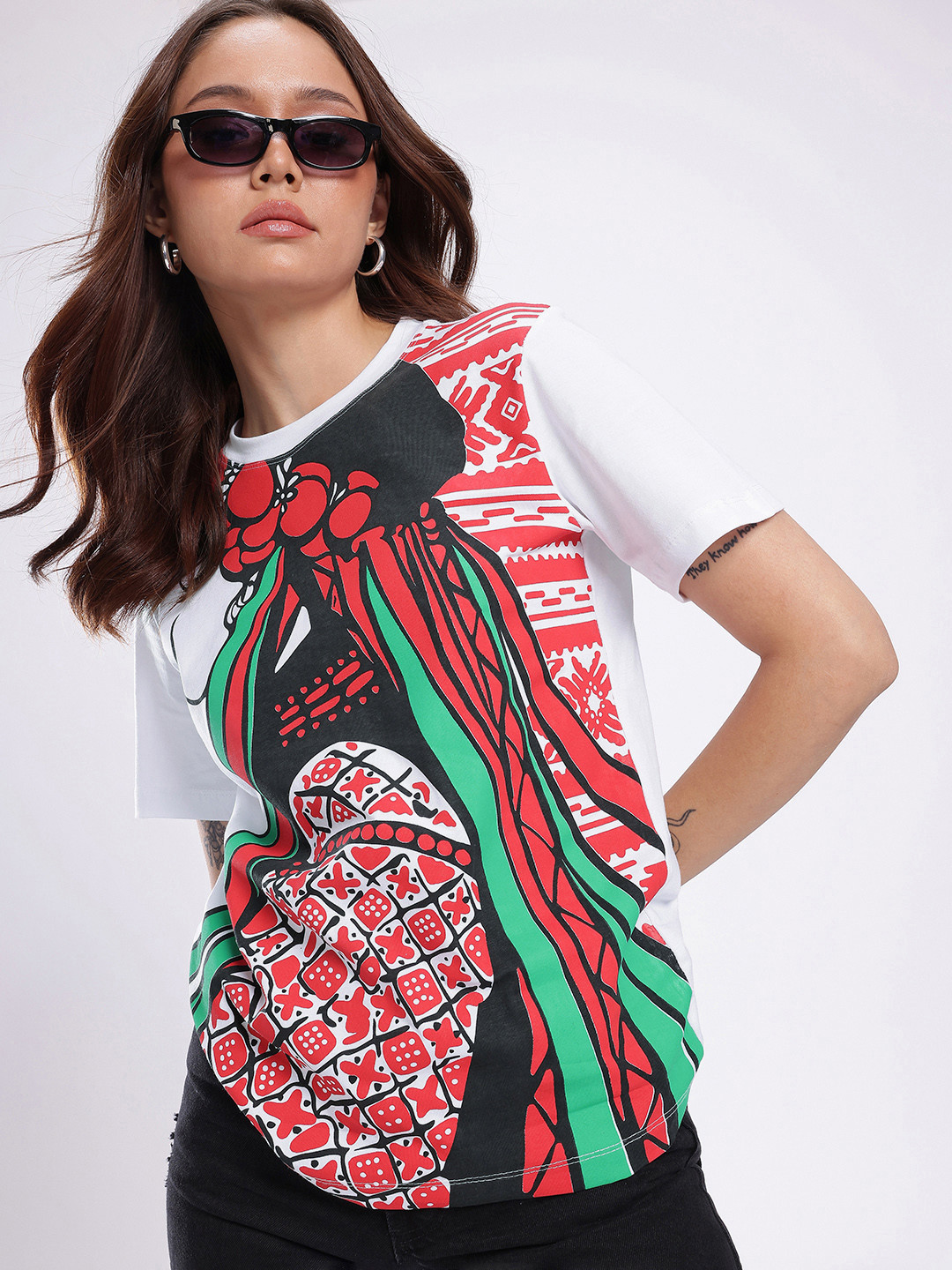 Stylecast X Hersheinbox Graphic Printed Drop-Shoulder Sleeves Relaxed Fit T-shirt