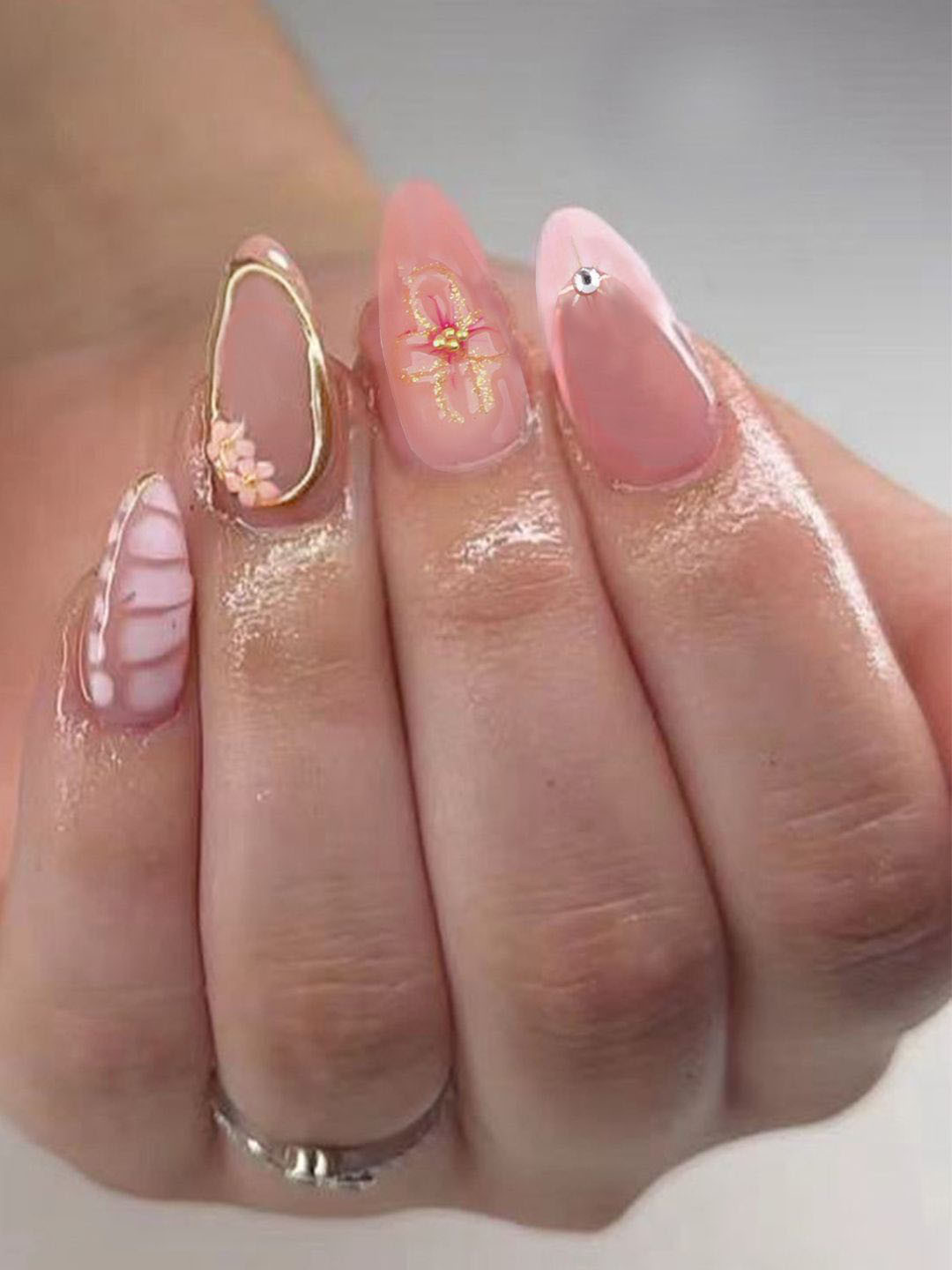Secret Lives Set Of 24 Glossy With Flower Snake Art & 3D Pearls Artificial Nails - Pink