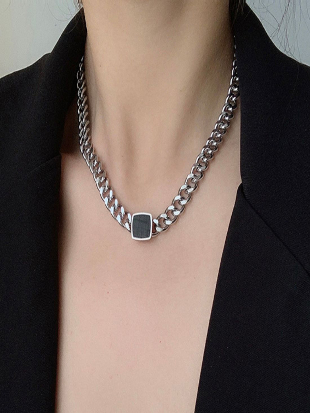 AQUASTREET 18k Silver-Plated Waterproof Anti-Tarnish Black Onyx Chain Link Necklace