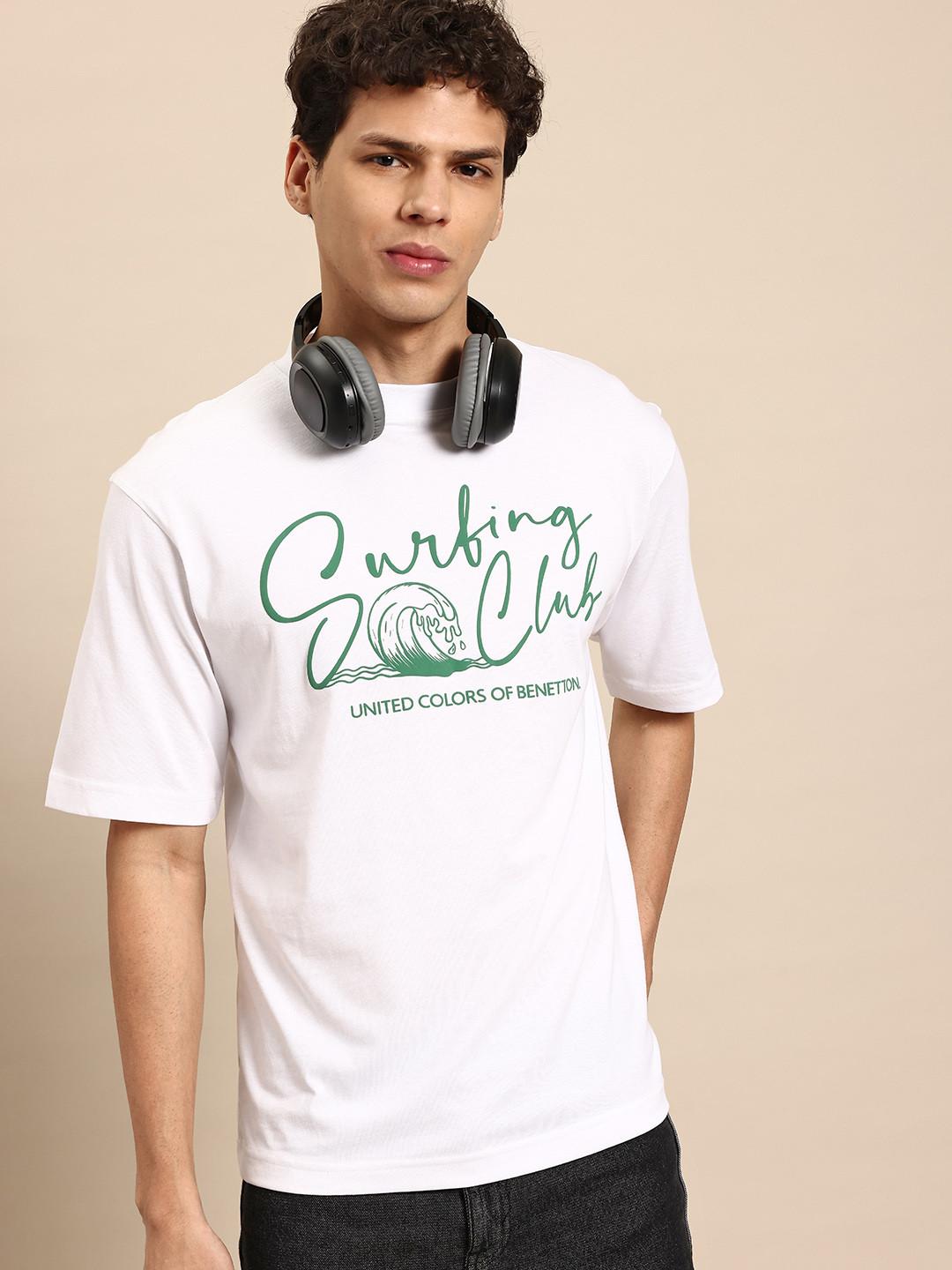 United Colors of Benetton Typography Printed Drop-Shoulder Sleeves Oversized T-shirt