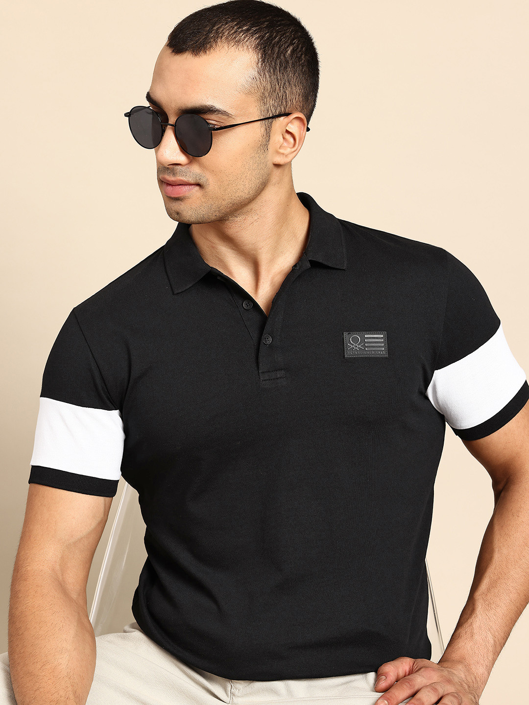 United Colors of Benetton Contrast Panel Sleeves Polo Collar T-shirt