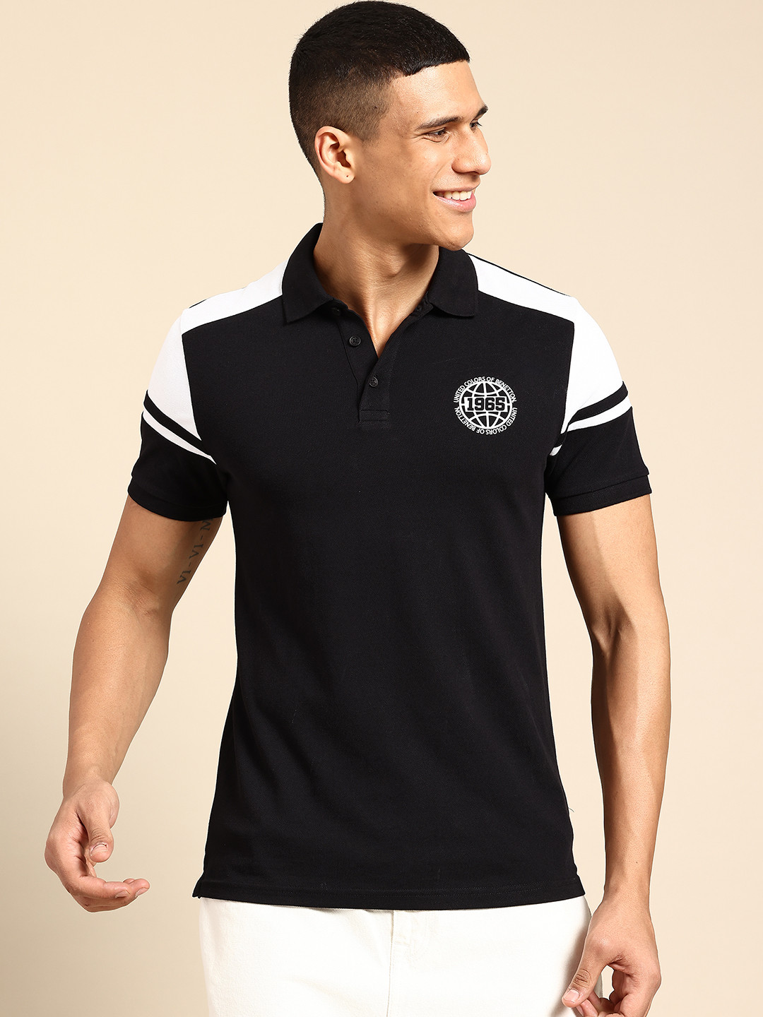 United Colors of Benetton Contrasting Sleeves Polo Collar T-shirt with Brand Logo Detail