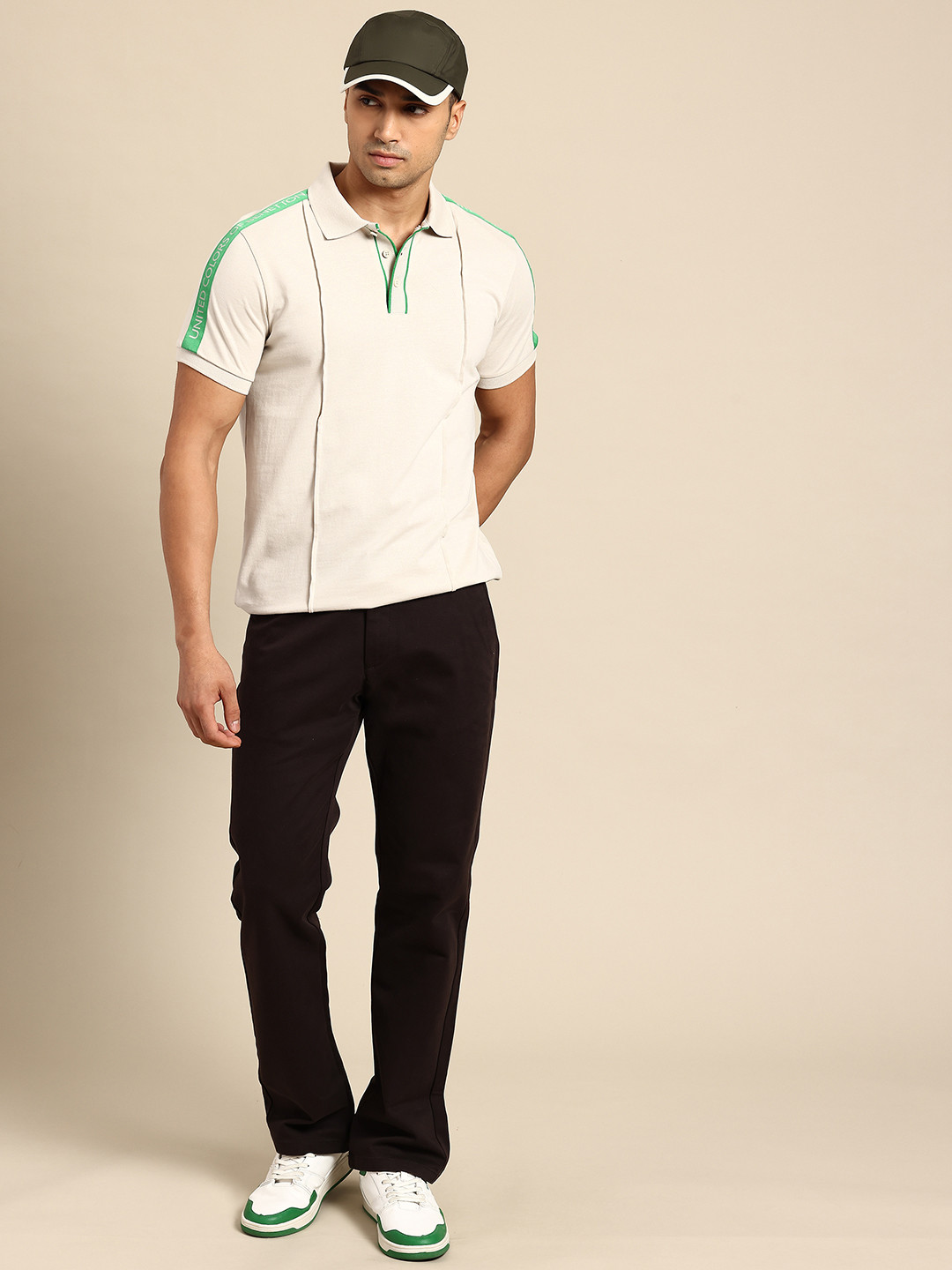 United Colors of Benetton Pintuck Style Polo Collar Relaxed Fit T-shirt