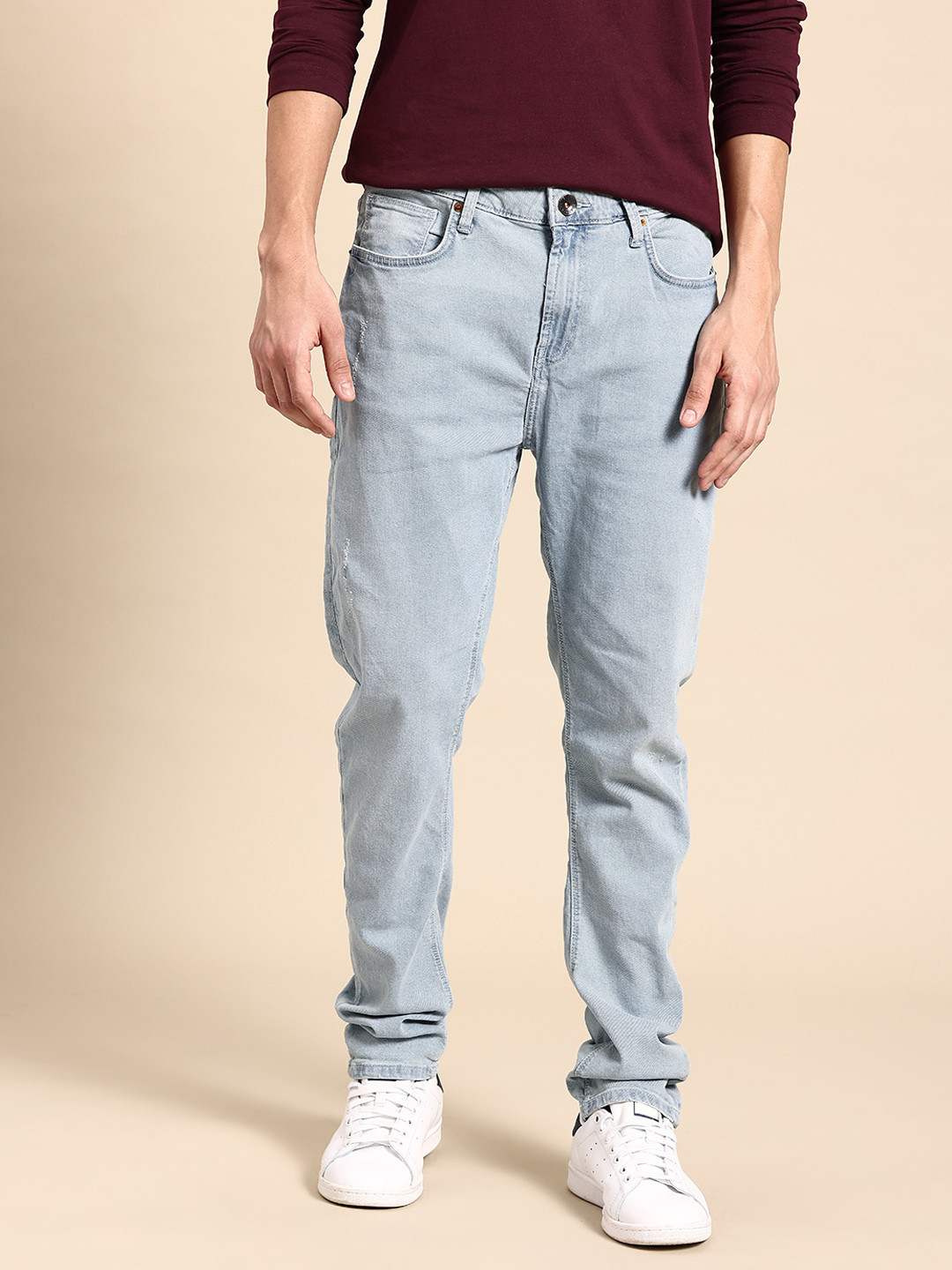 United Colors of Benetton Men Carrot Fit Cat Scratches Distress Jeans