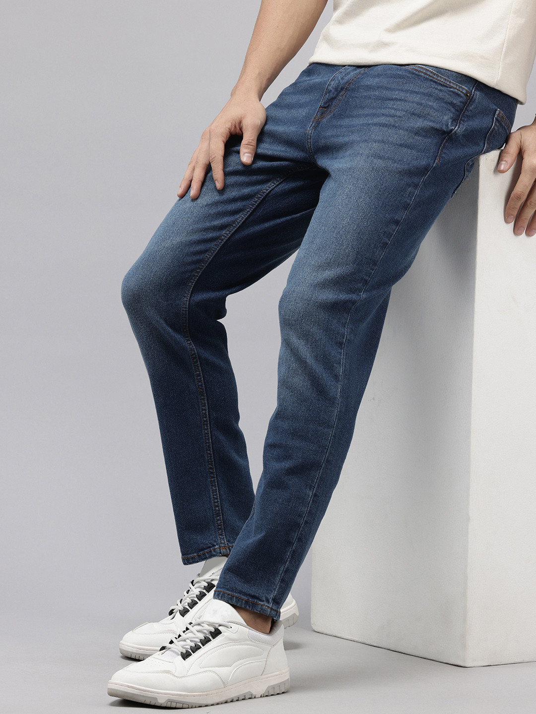 U.S. Polo Assn. Denim Co. Men Cole Tapered Fit Light Fade Stretchable Jeans