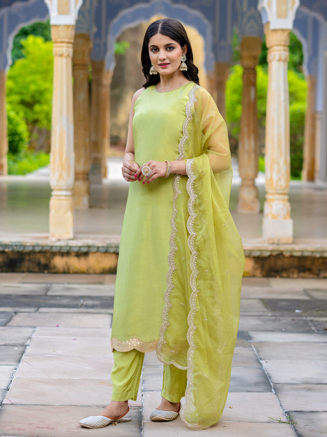 KASYA Printed Halter Neck Straight A-Line Kurta With Trouser And Dupatta