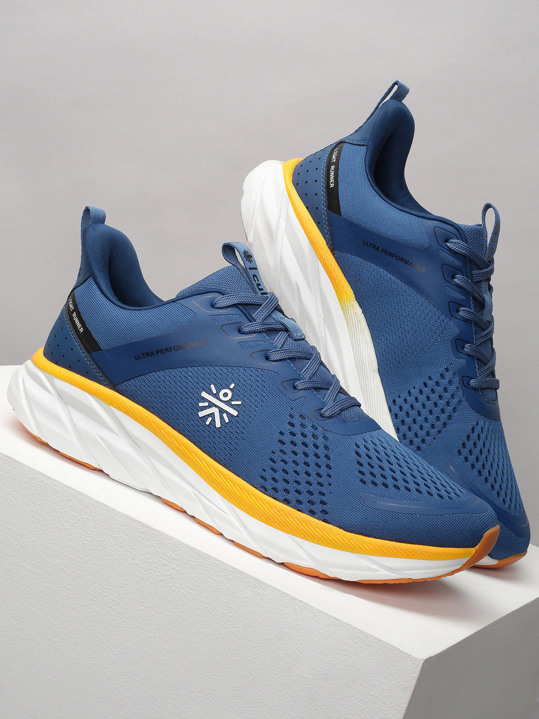 CULT Men Hyperion Running Shoes