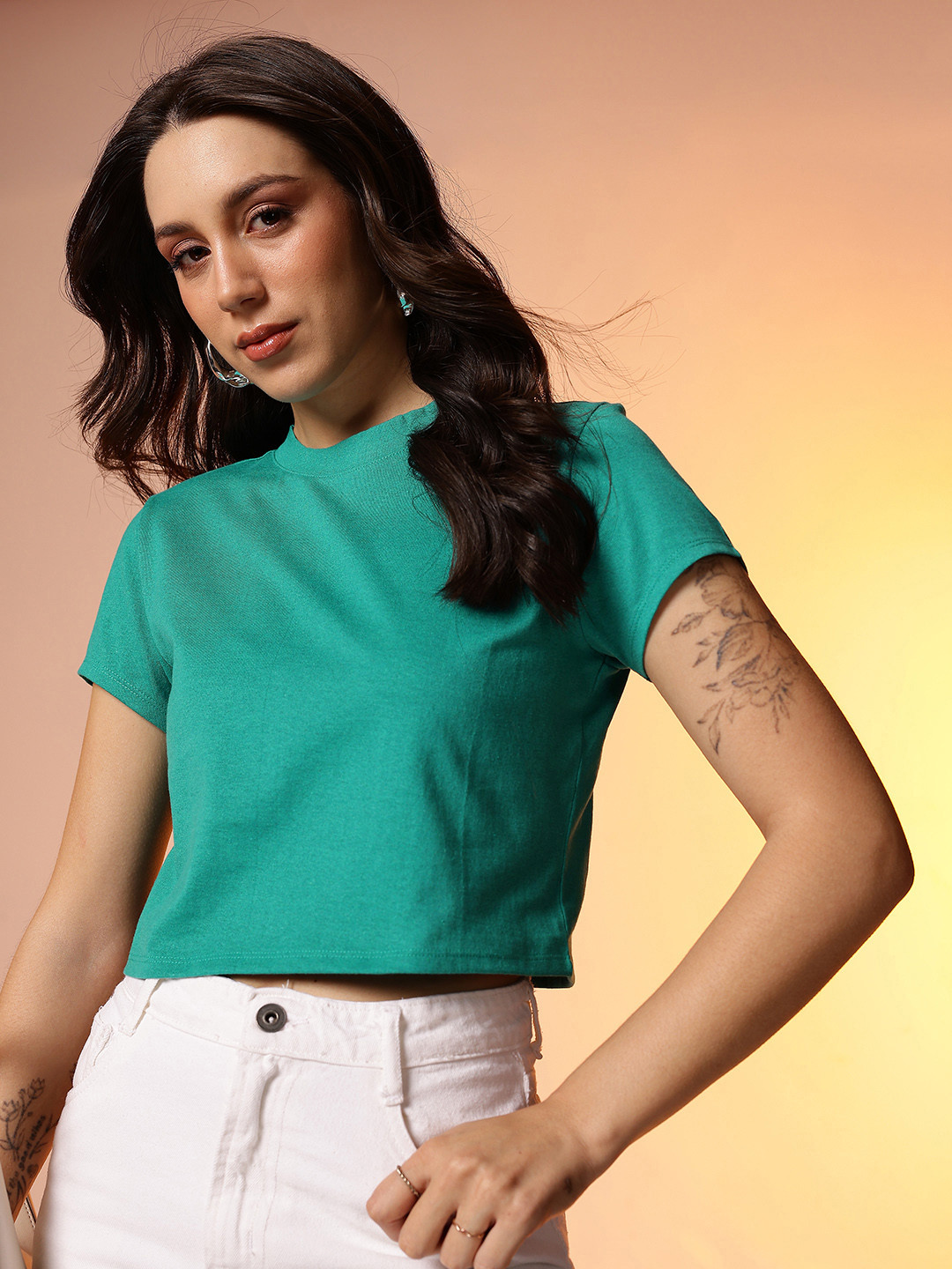 CORSICA Round Neck Crop T-shirt