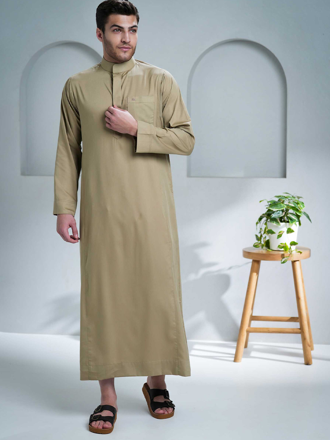 MASHROO Kurvig Saudi Thobe Gold 2.0 For Men