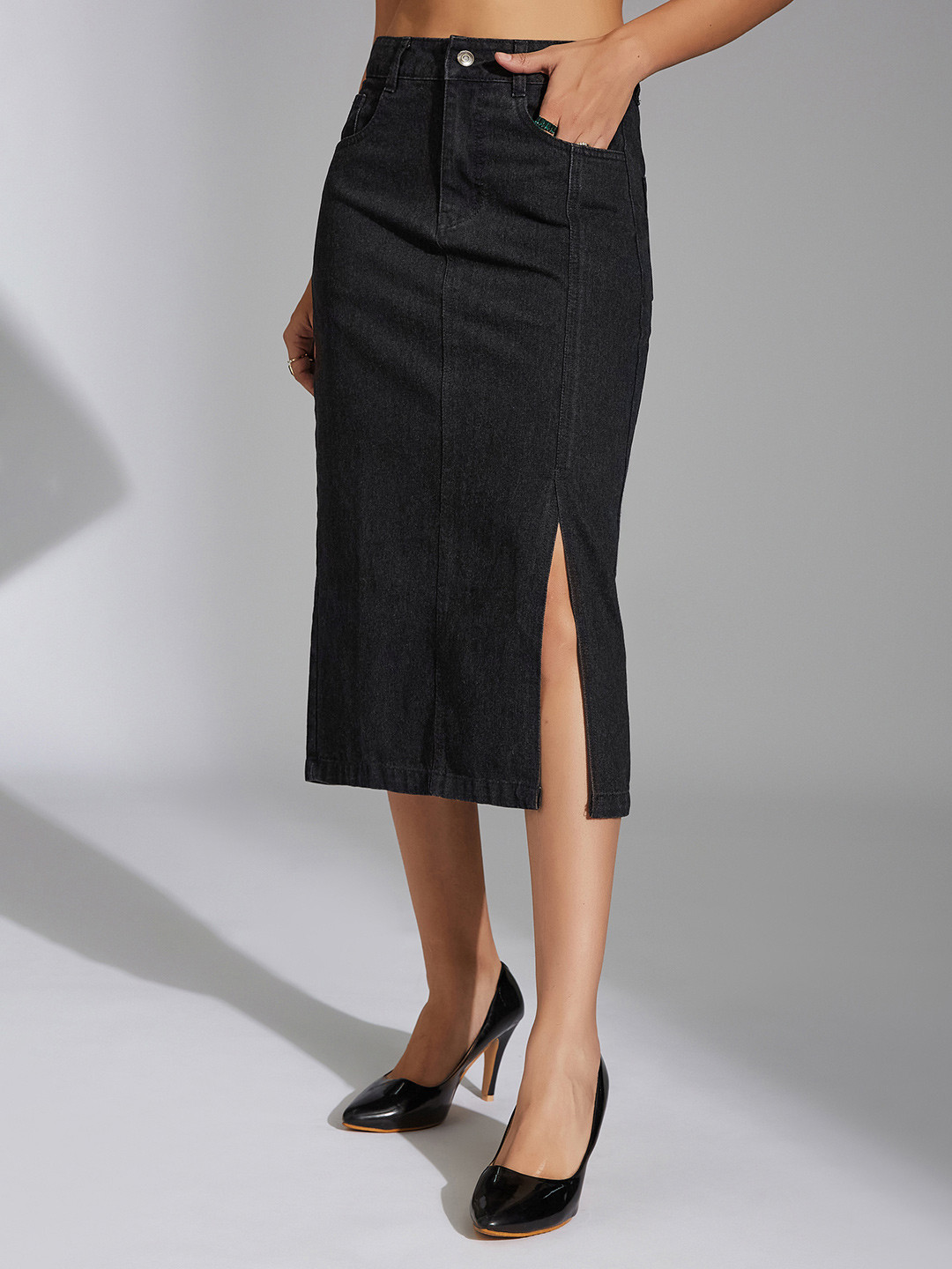 Miss Chase Women Black Straight-Fit High-Rise Clean-Look Stretchable Denim Midi Skirt