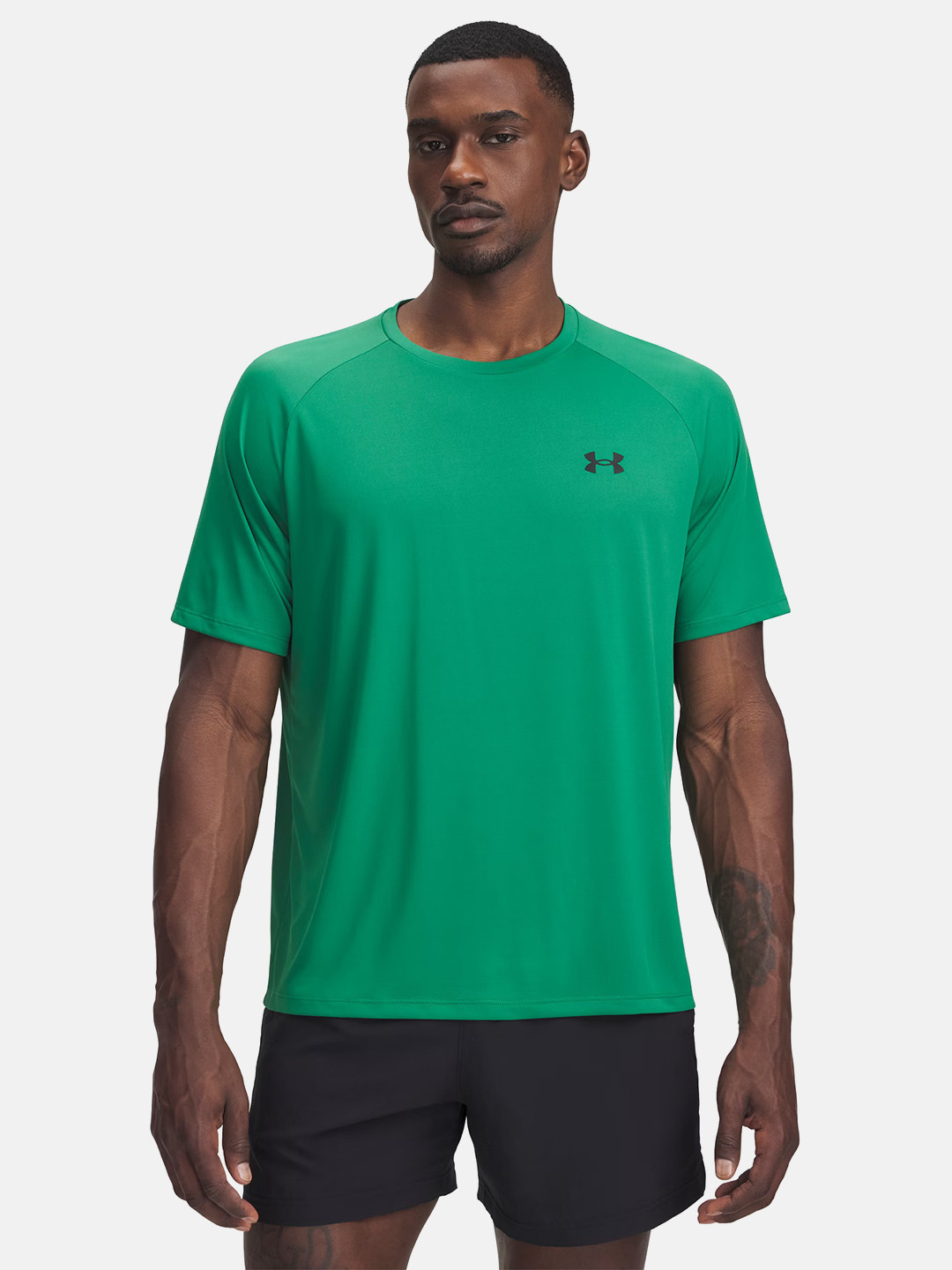 UNDER ARMOUR Tech Raglan Sleeves Training or Gym Relaxed Fit Sports T-shirt