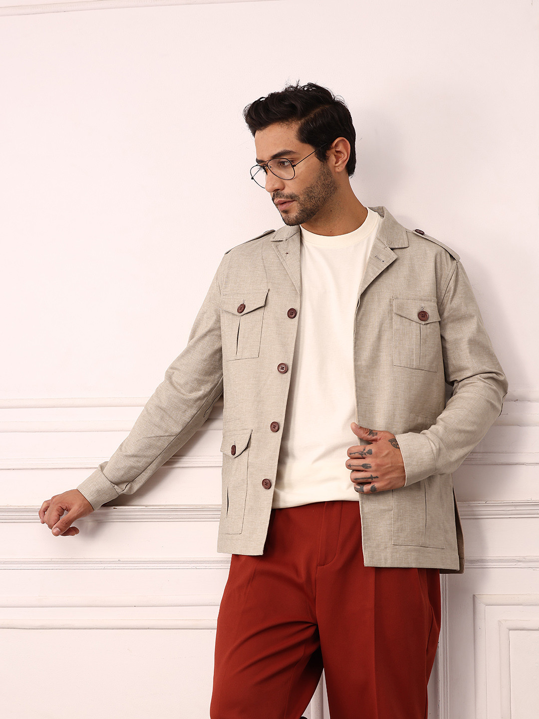 Mr Bowerbird Single-Breasted Tailored Fit Blazer with Shoulder Tabs