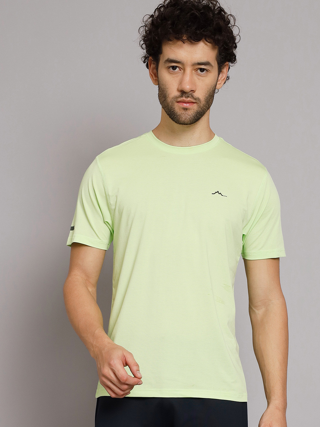 Reccy Men's Ultralight Breathable Quick Dry Active Performance Athletic T-shirt