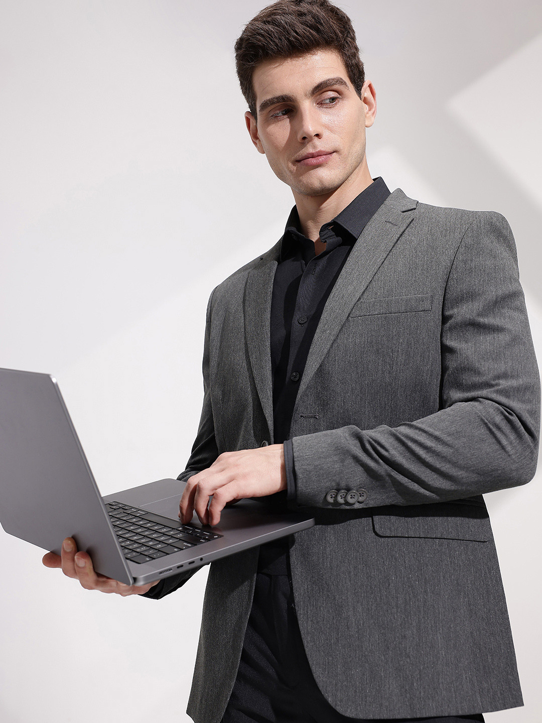 INVICTUS Slim Fit Notched Lapel Self Design Single Breasted Smart Casual Blazer