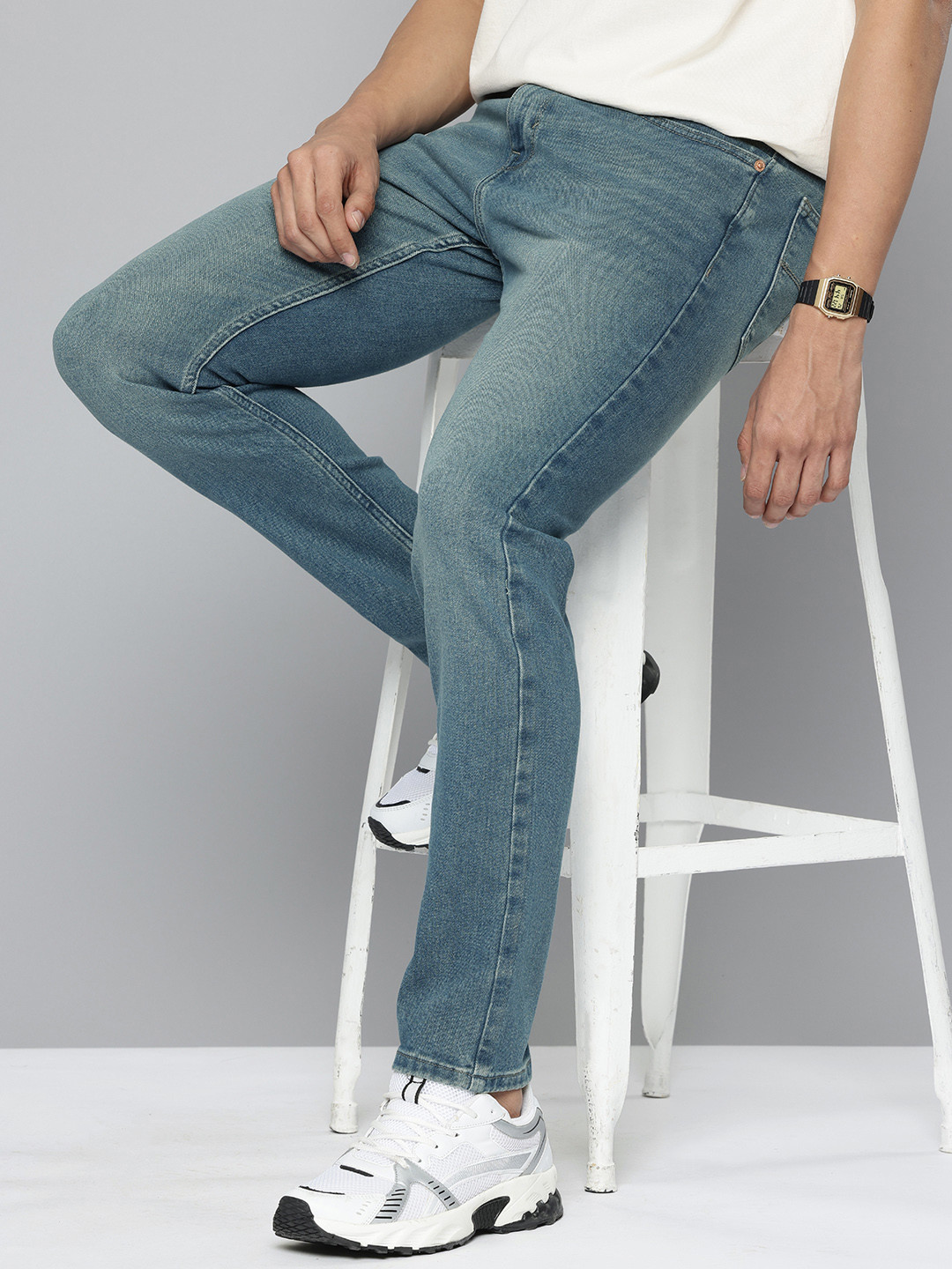 Flying Machine Men Slash Slim Tapered Fit Mid-Rise Heavy Fade Stretchable Jeans