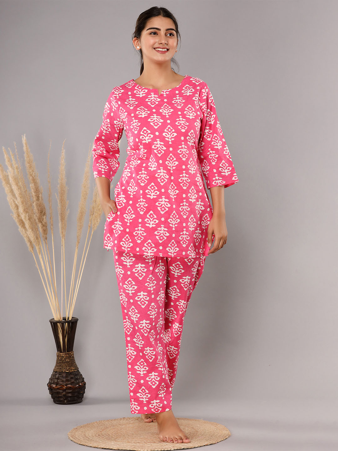 NUNCHII Women Printed Top and Pyjamas Pure Cotton Night suit