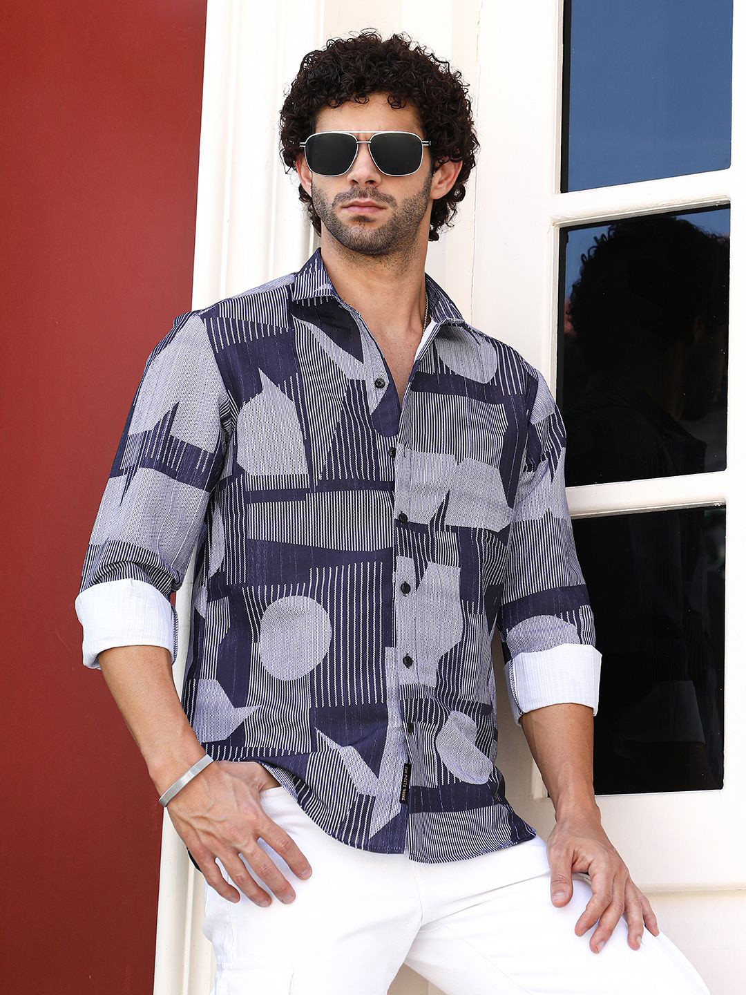 CAHOOT Men Comfort Regular Fit Spread Collar Abstract Printed Casual Shirt