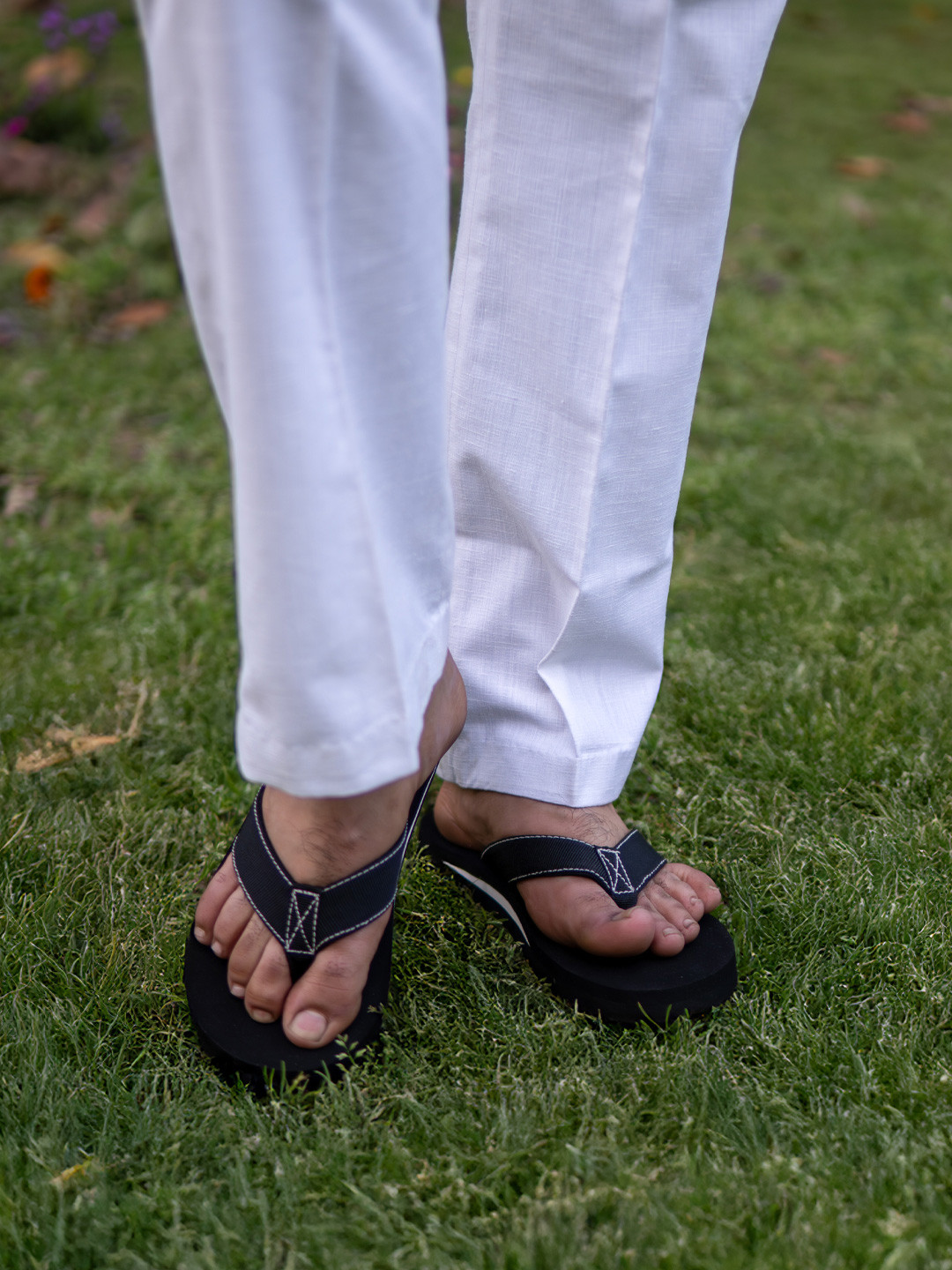 NoStrain Men Thong Flip-Flops