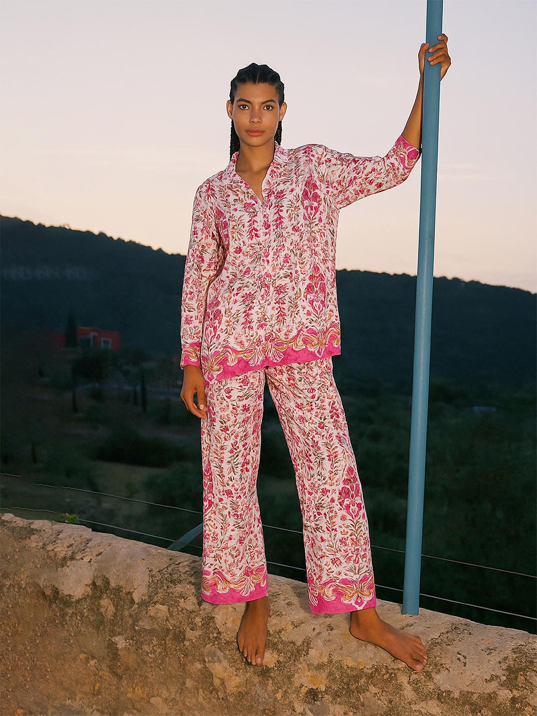 Pink Paprika by SASSAFRAS Floral Printed Shirt Collar Shirt With Trousers